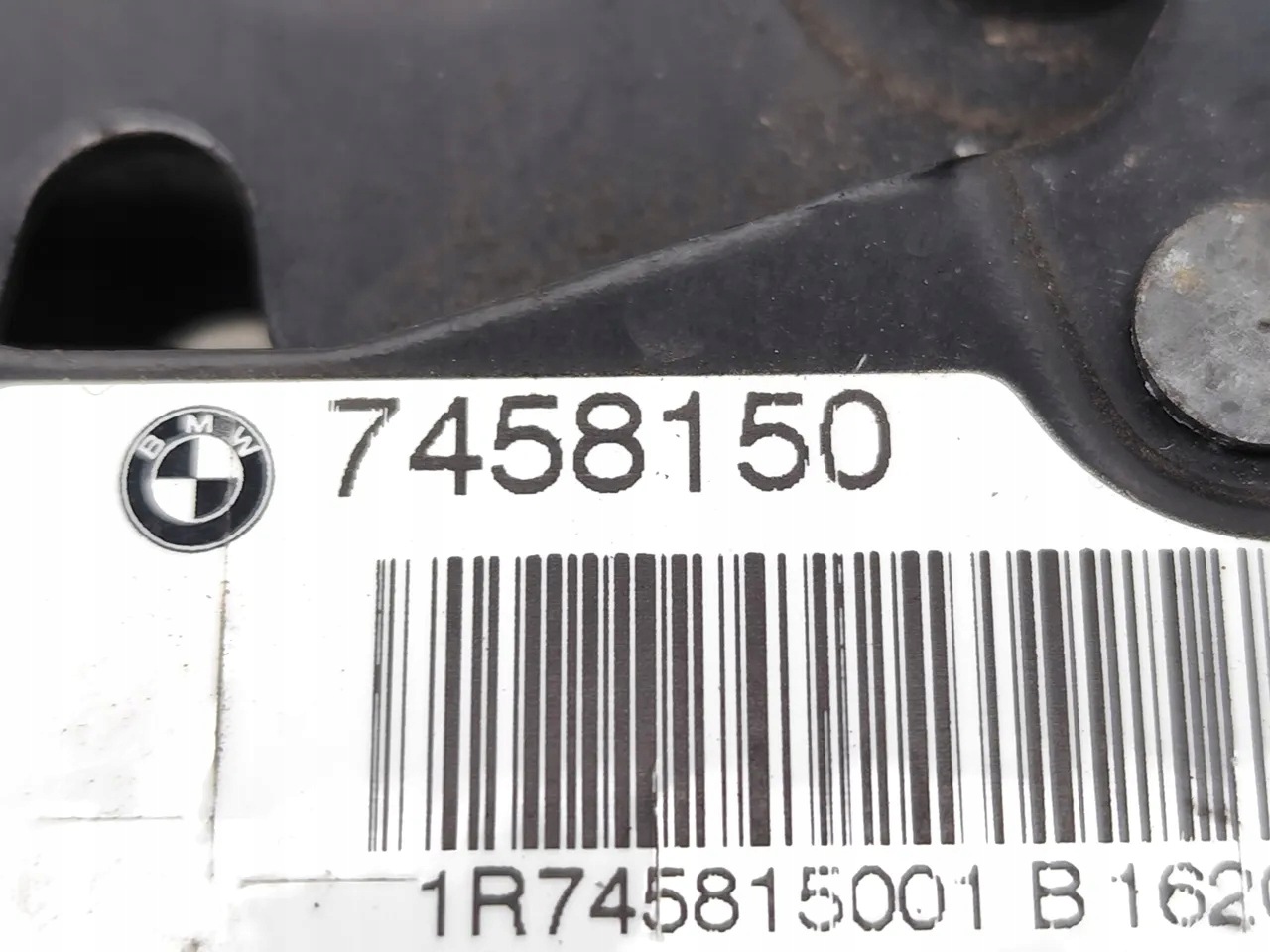 Cierre activo capó izquierdo BMW 5 F10/F11 OEM 7458149 image 7