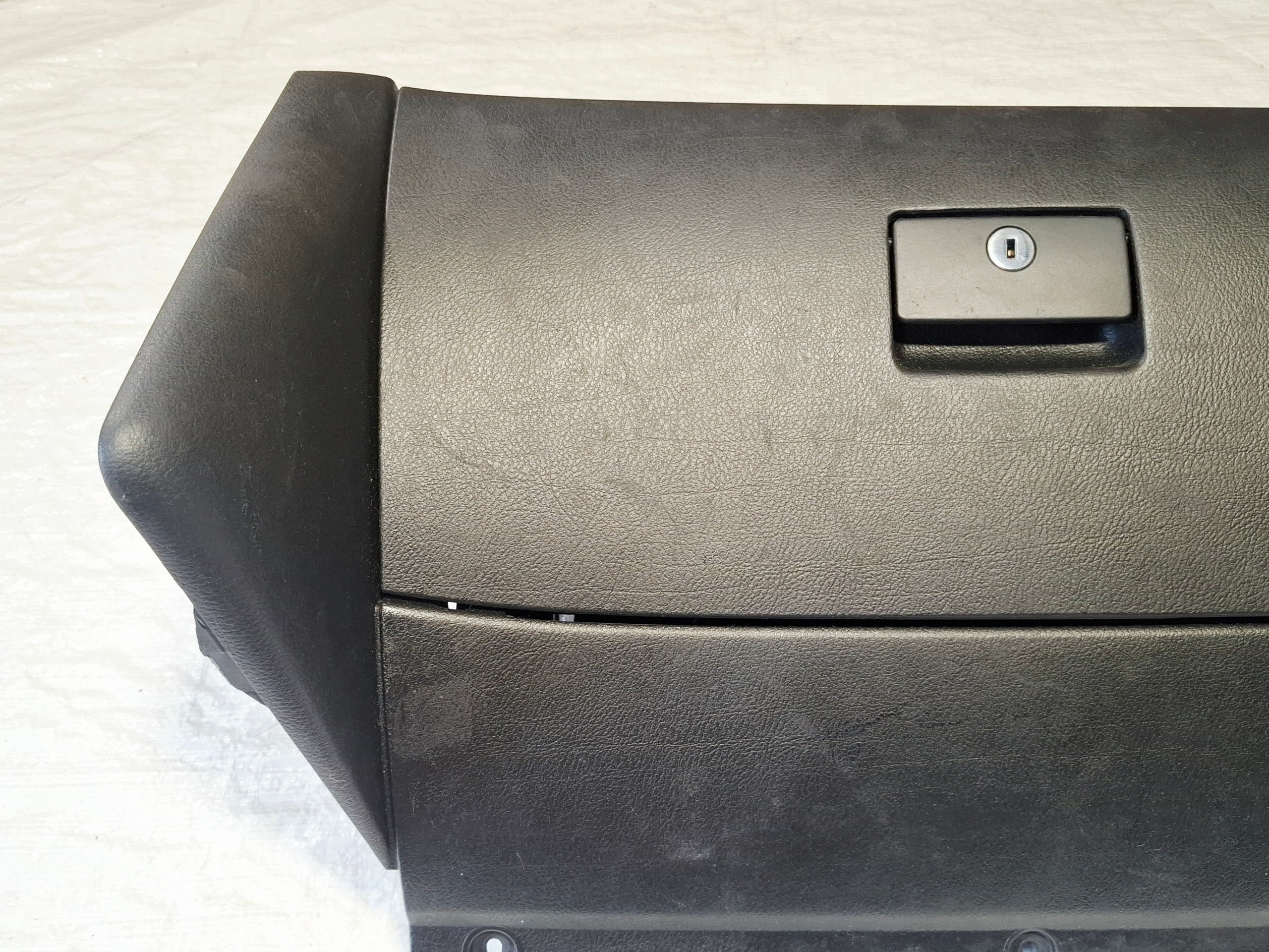 Luvas passageiro VW Golf IV OEM 1J1857101A image 4