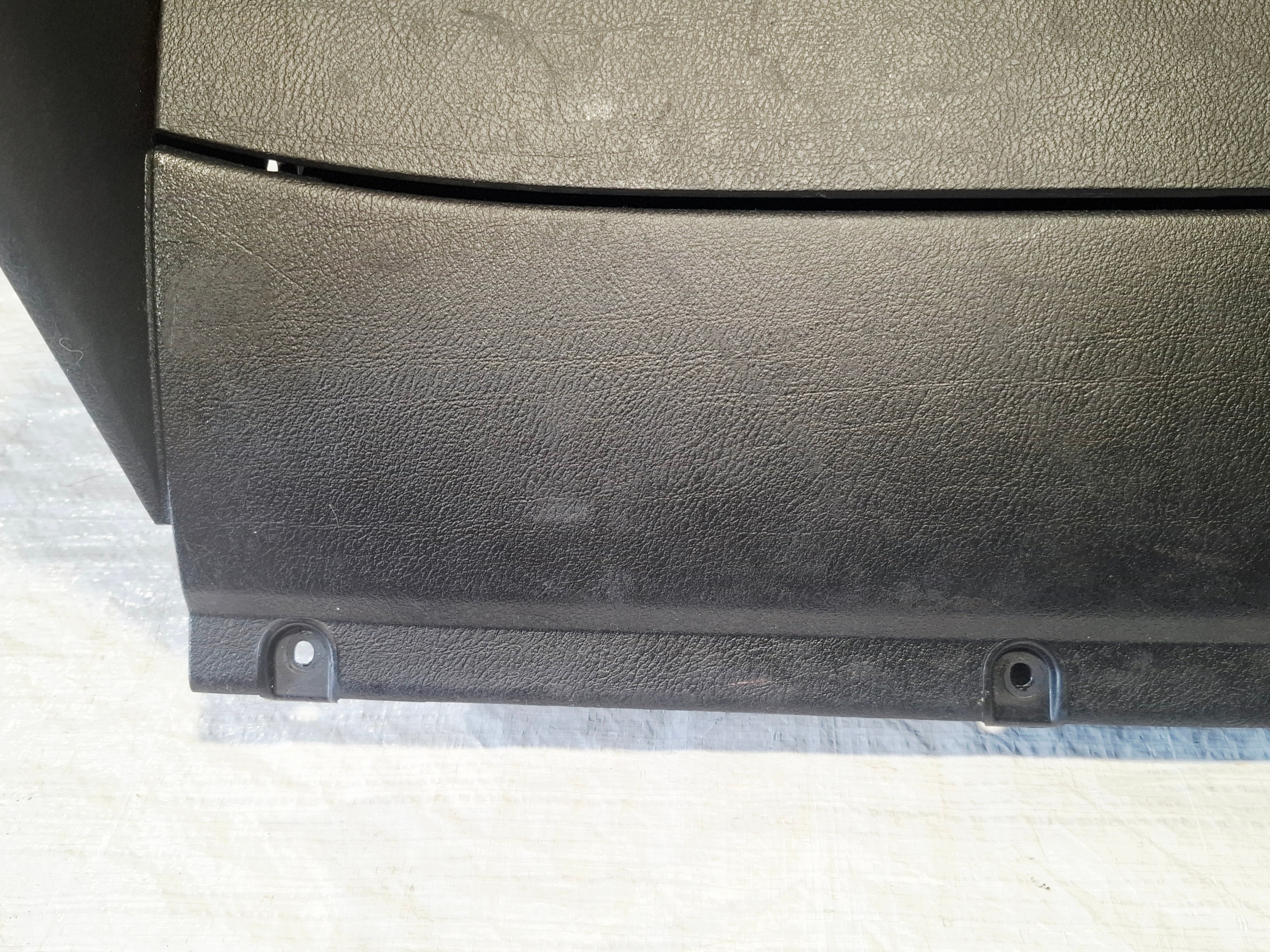 Luvas passageiro VW Golf IV OEM 1J1857101A image 5