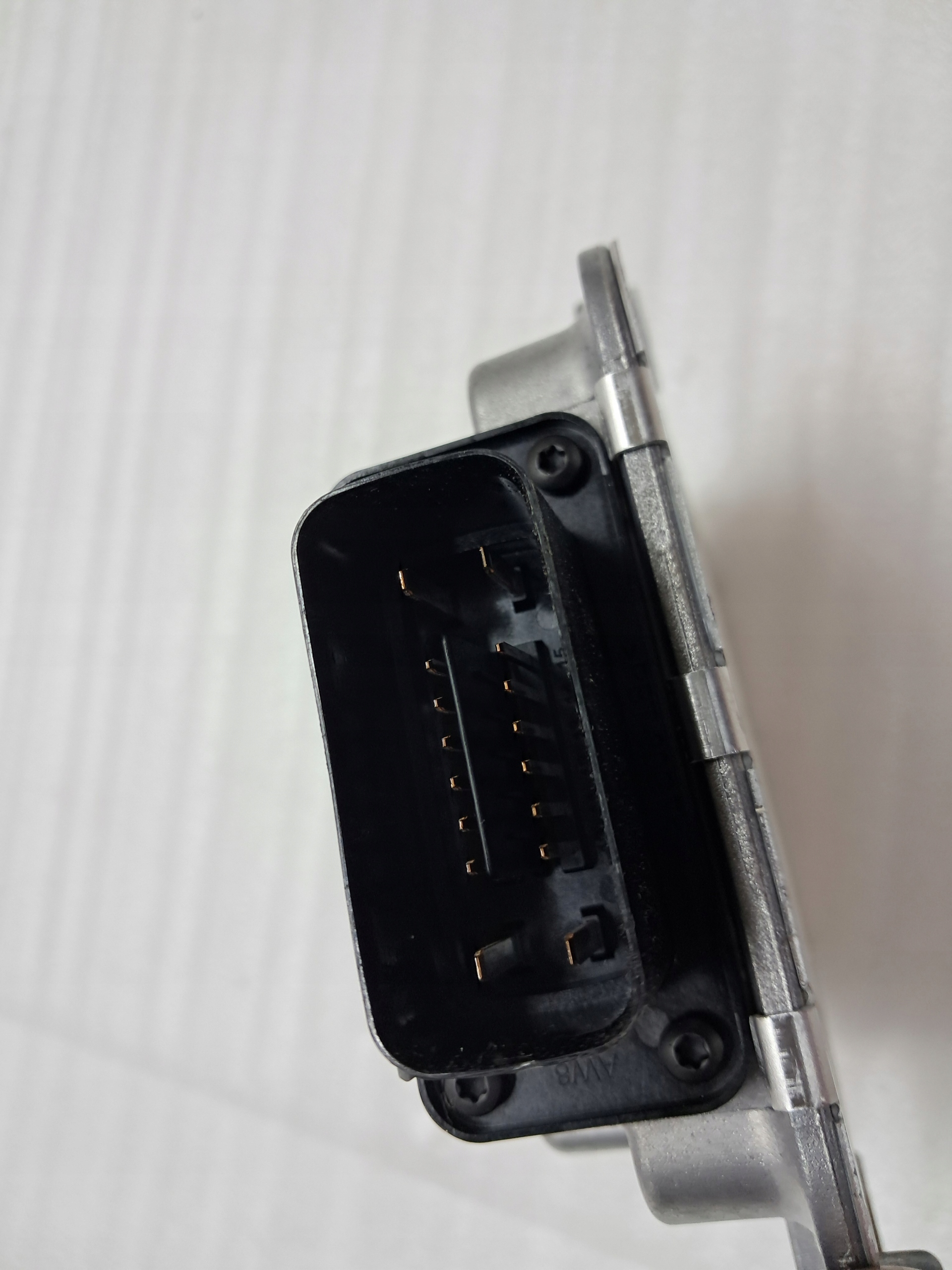 Contrôleur pompe à carburant OEM 23382564 pour Opel Astra K