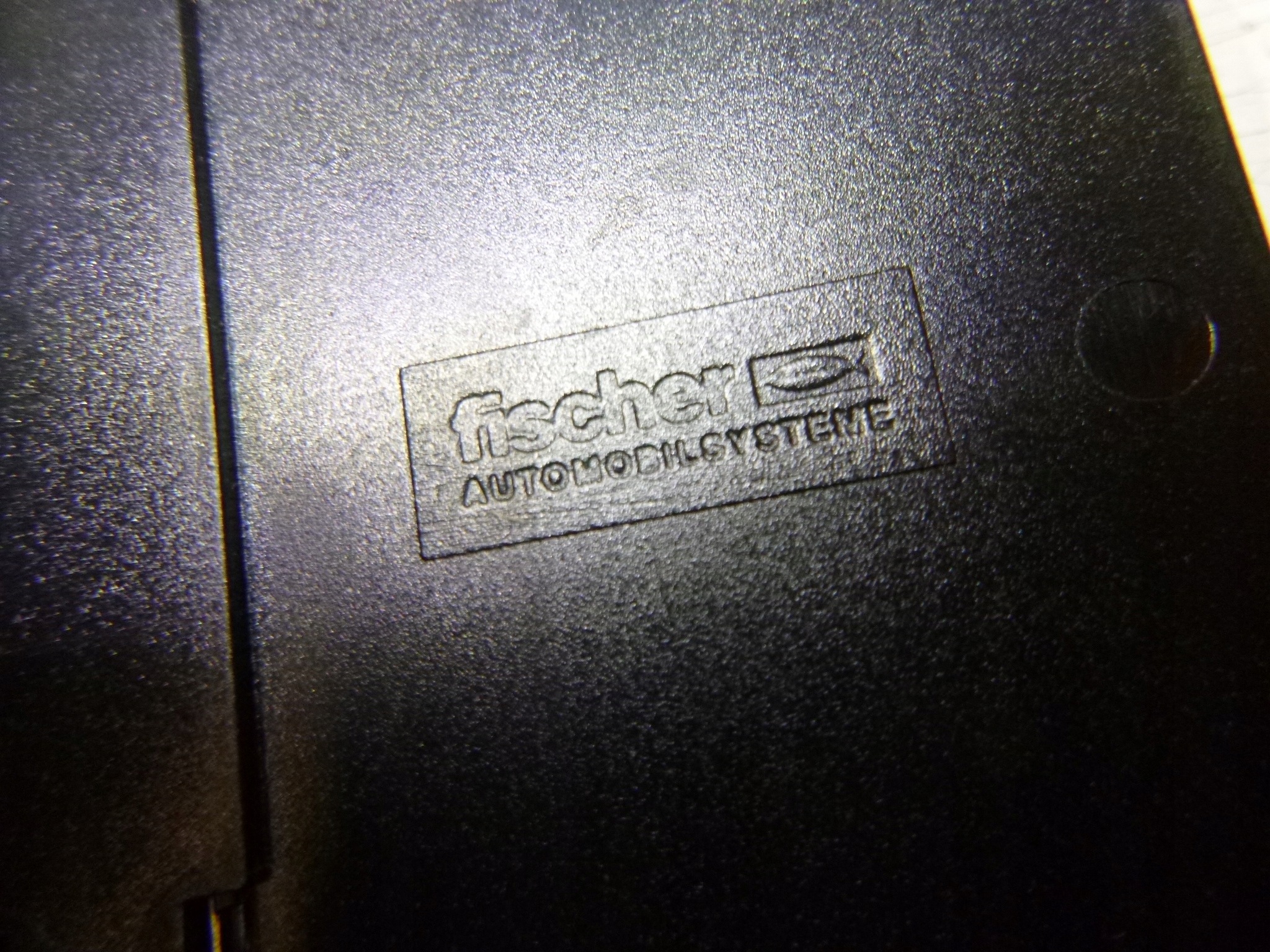 Porta-copos Audi A4 B7 OEM 8E1862534L - Usado image 7