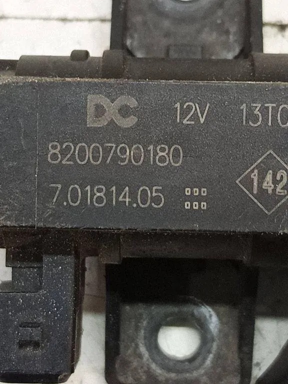 Électrovanne à dépression Nissan OE 8200790180 image 5