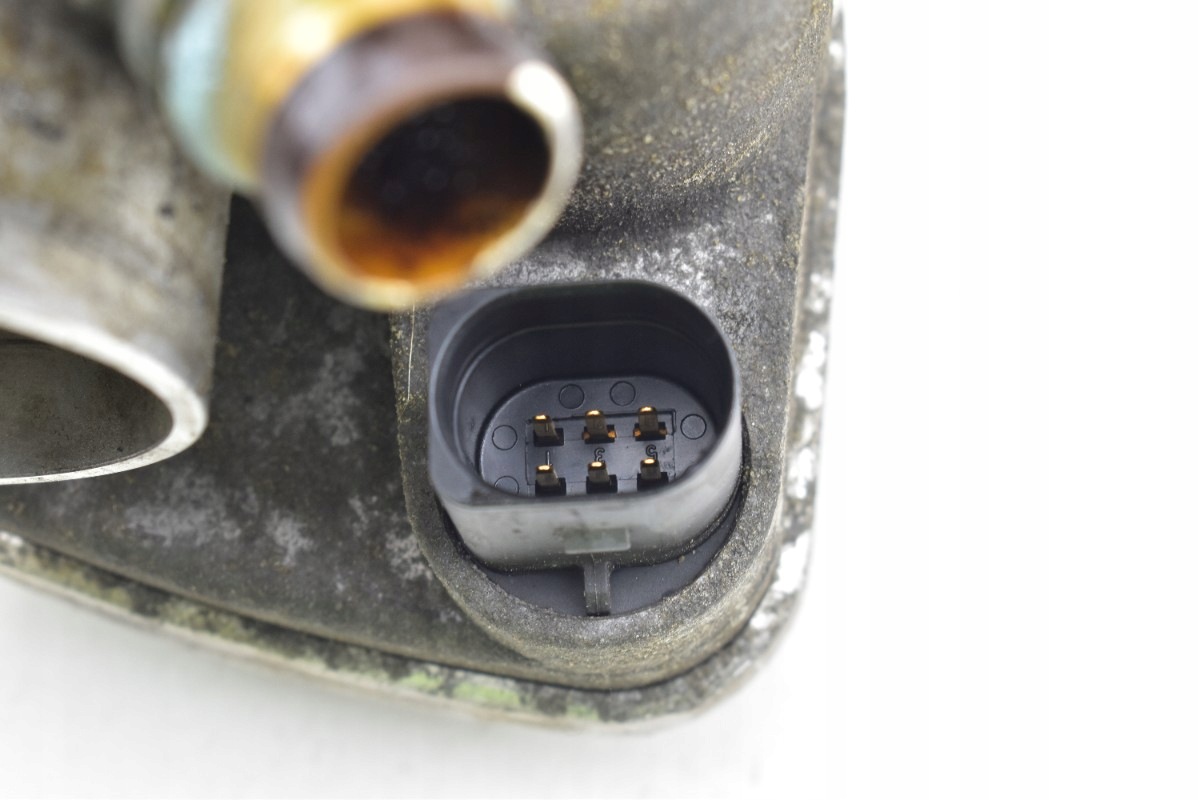 Drosselklappe OEM 55560398 für Opel 1.6 Z16XER image 3