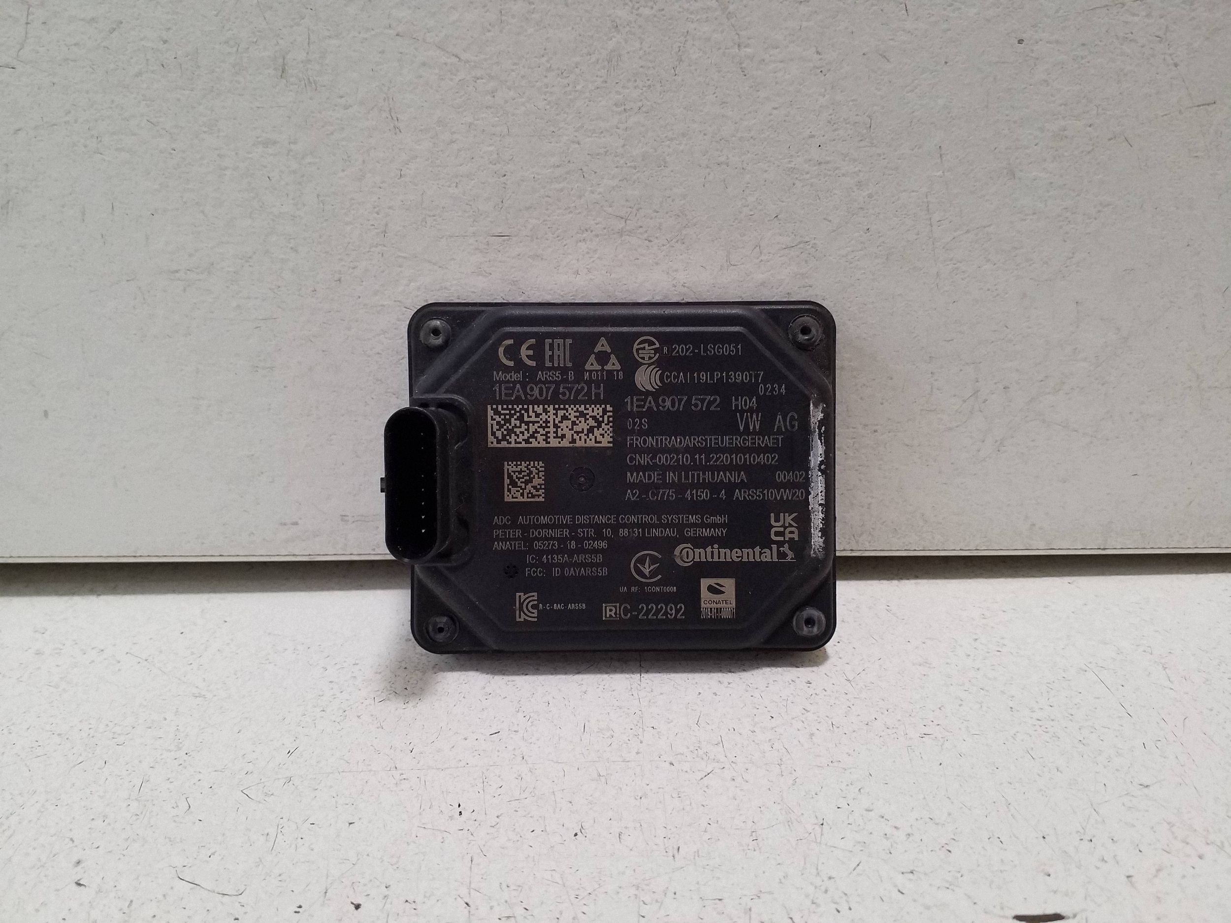 Módulo Sensor Radar VW OEM 1EA907572H Usado image 2