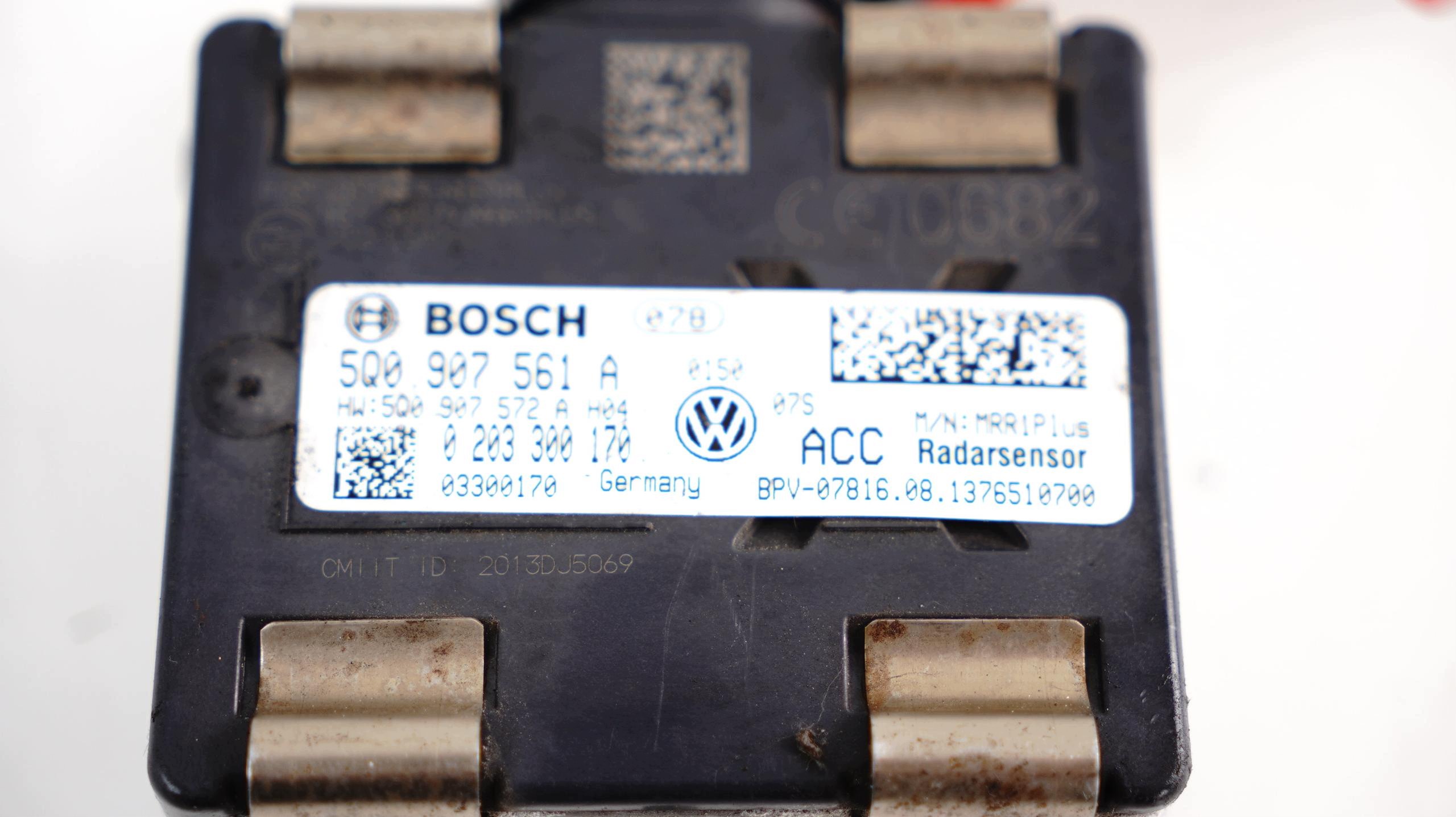 Radar ACC Sensor OEM 5Q0907561A für VW/SEAT/SKODA