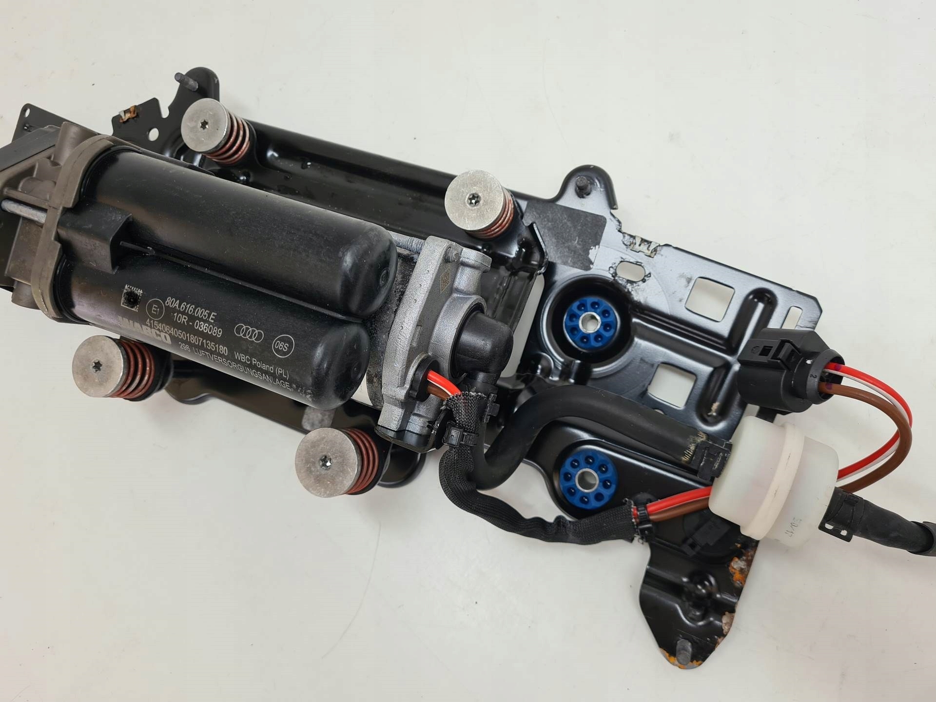 OEM 80A616005F Luftfjädringskompressor för Q5 image 4