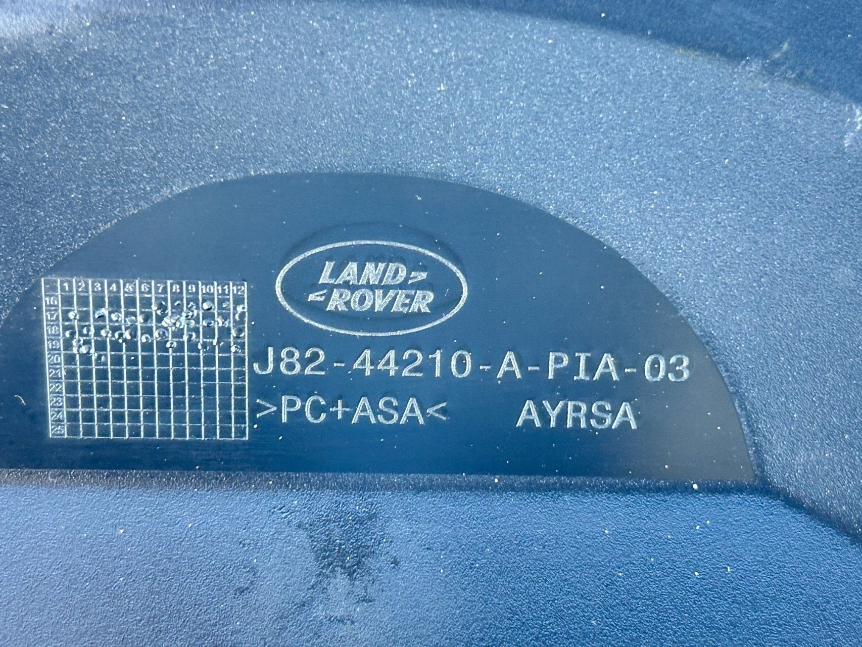 Spoiler Range Rover Velar L560 OEM J82-44210-A image 7