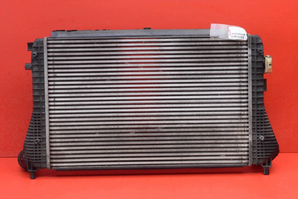 Radiateur intercooler OEM 3C0145805AK pour VW Passat B7 image 2