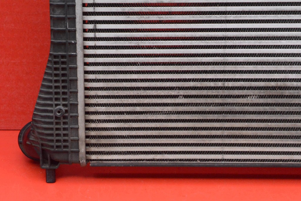 Radiateur intercooler OEM 3C0145805AK pour VW Passat B7 image 5