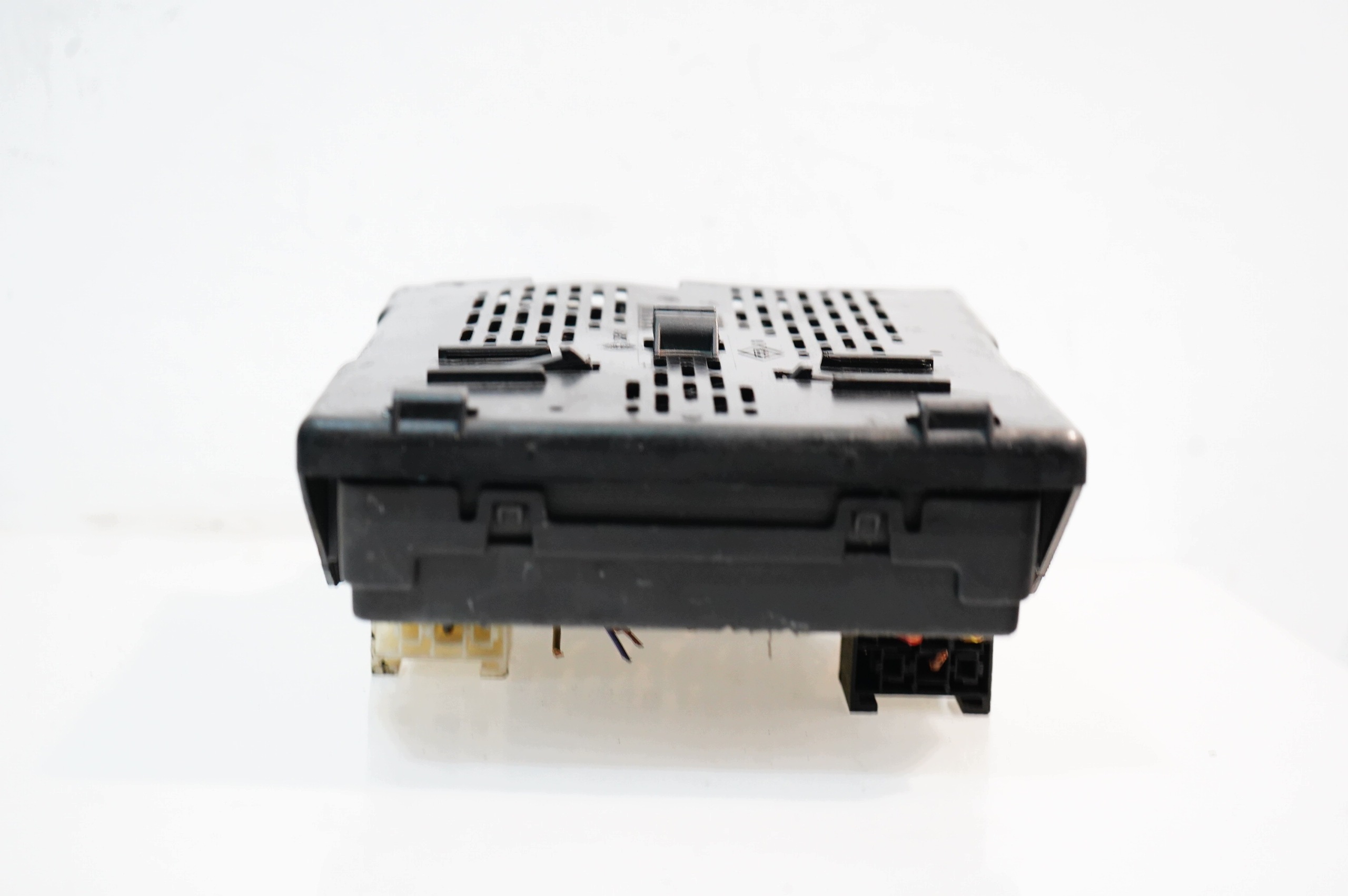 Zekeringkast OEM 8200029342B Renault Scenic I image 4