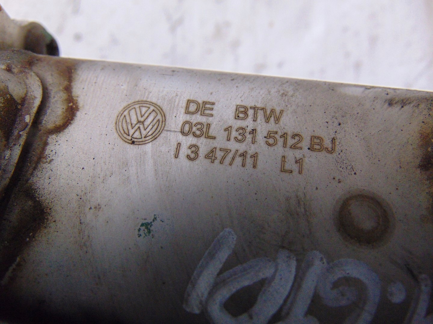 Arrefecedor EGR OEM 03L131512BJ para VW Passat B7 2.0L image 5