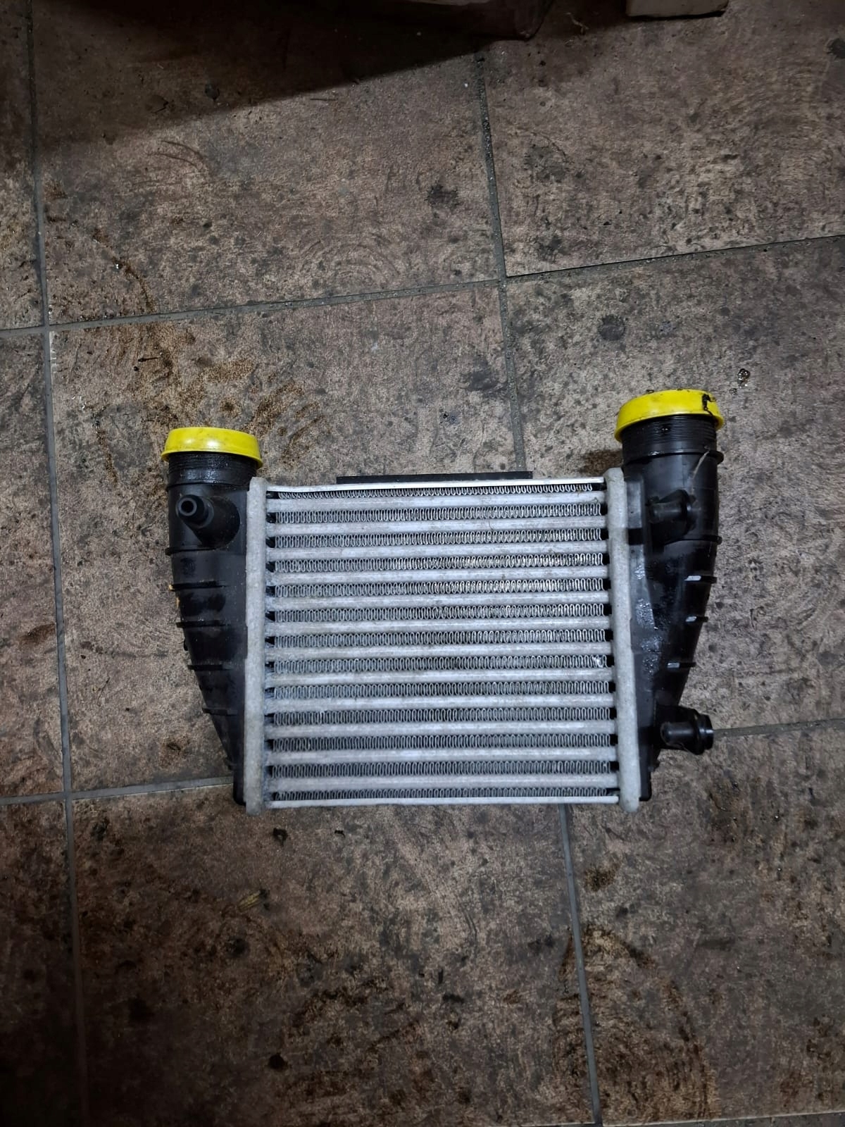 Intercooler OEM 8E0145806Q für Seat Exeo 2.0 TDI image 3
