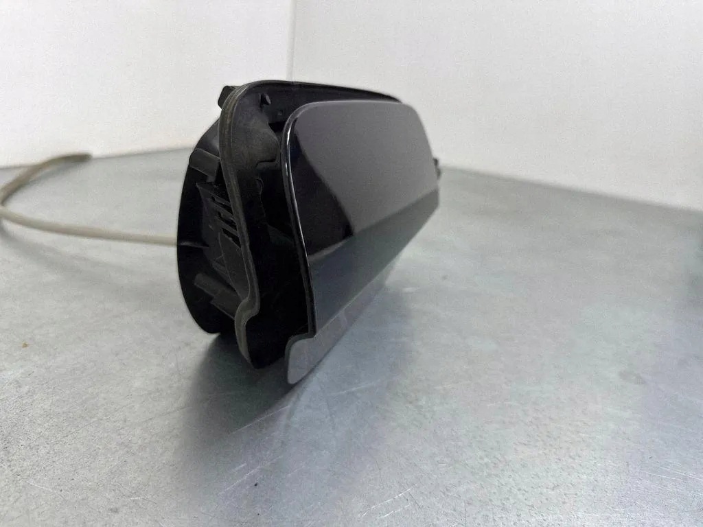 Polttoainetäyttötulppa OEM 04E010012R Seat Leon (5F) image 3