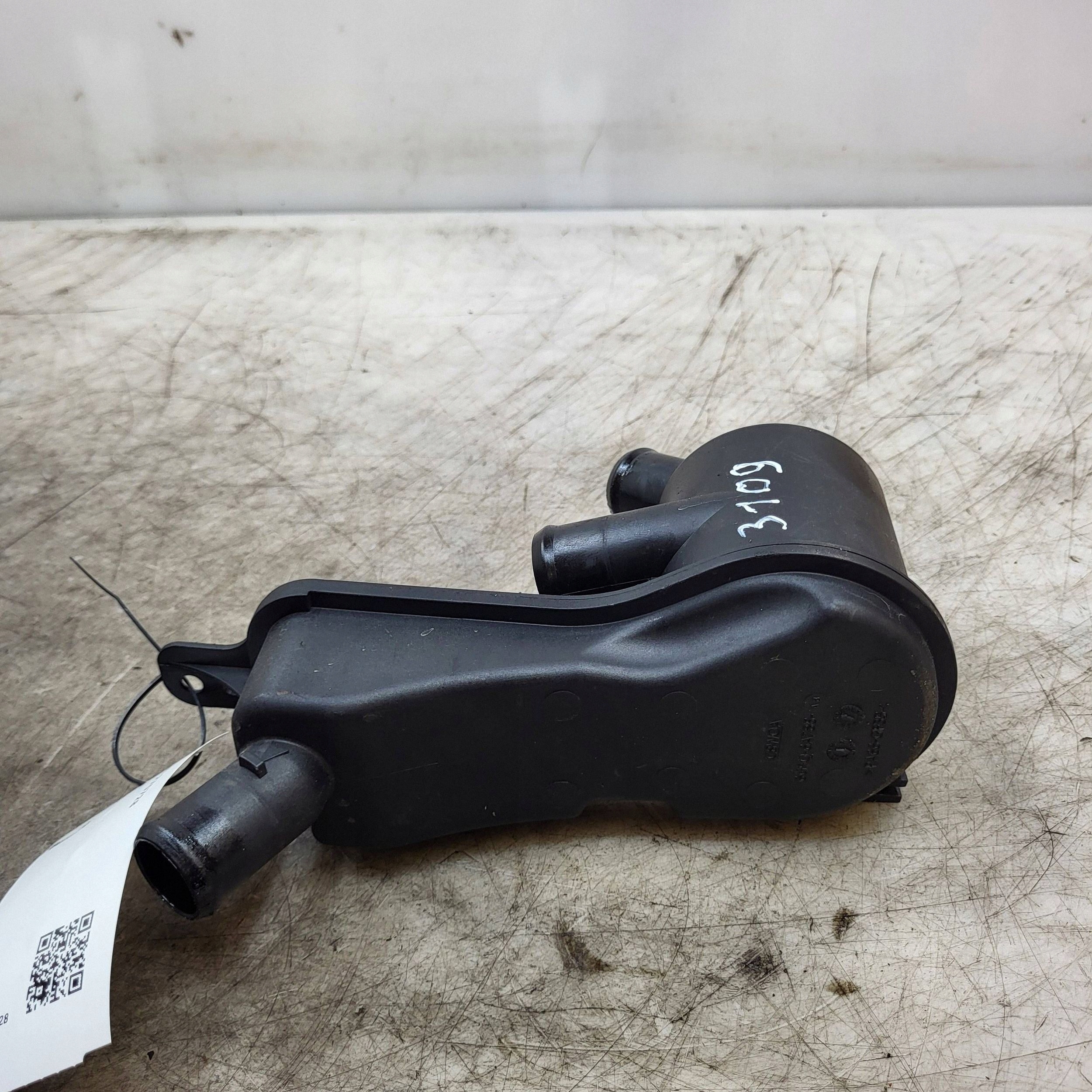 Oljeseparator + Ventilationsrör OEM 6G9Q-6A785-AB image 2