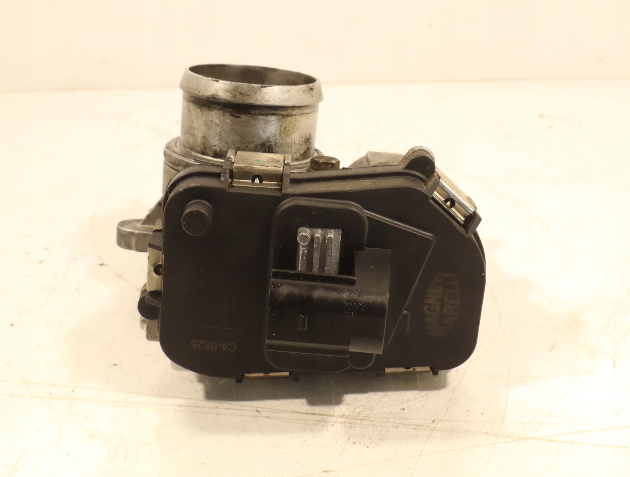 Kaasutin Magneti Marelli OEM 48CPD4 - Käytetty