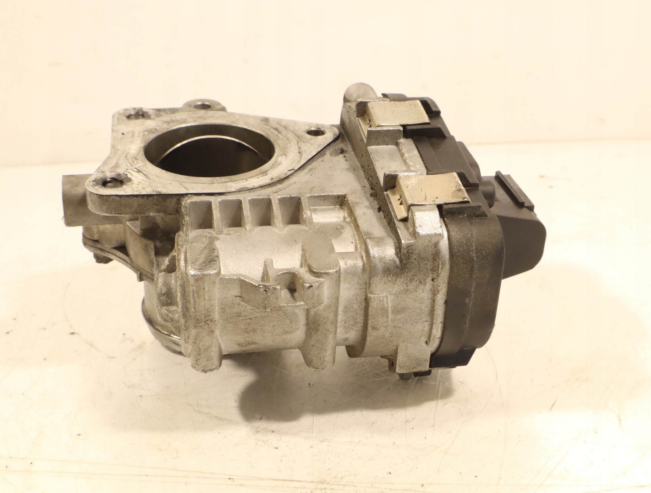 Corps de papillon Magneti Marelli OEM 48CPD4 - Occasion image 4