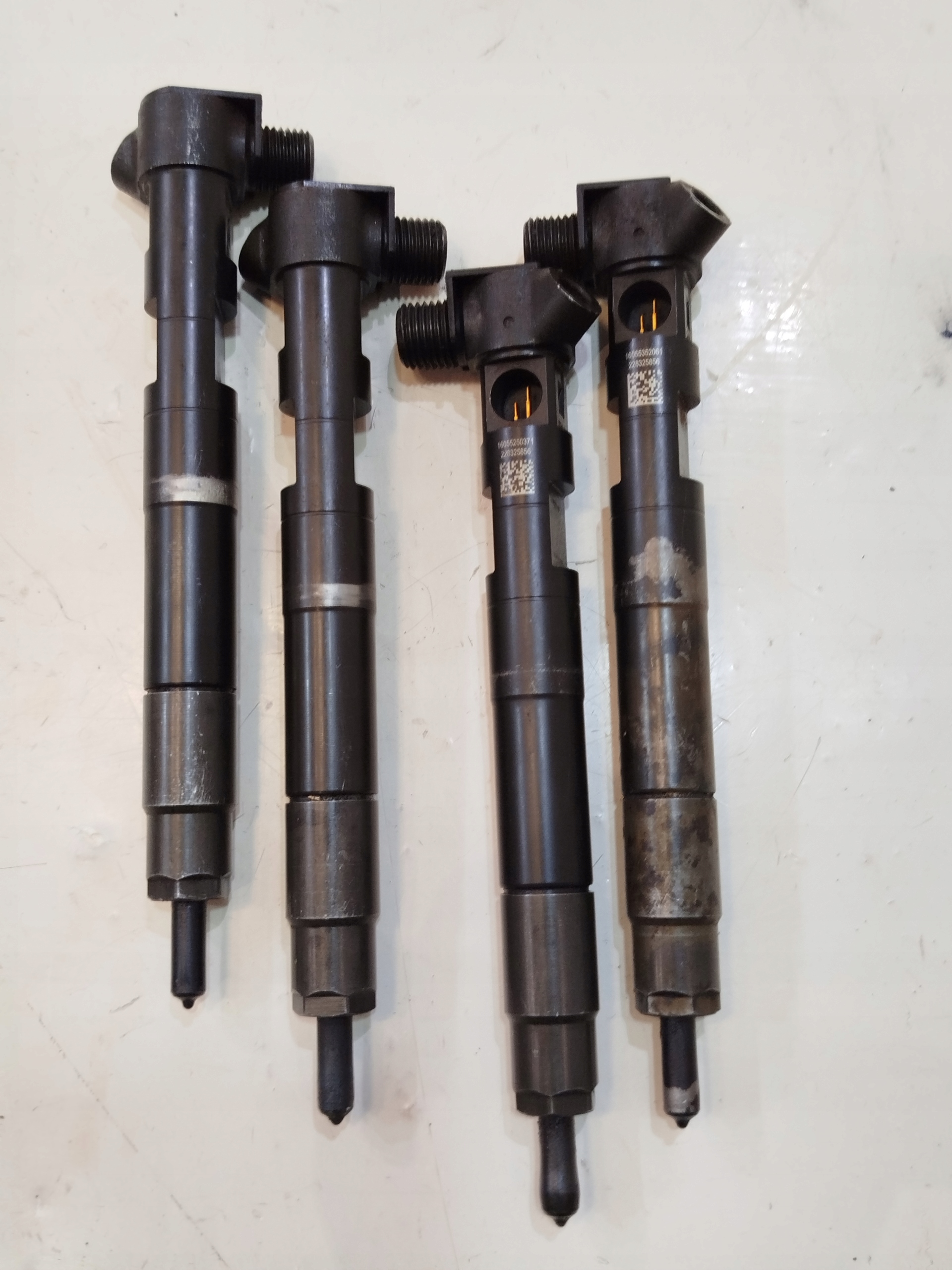 Inyector Mercedes W205 2.2 CDI OEM A6510703287 image 2