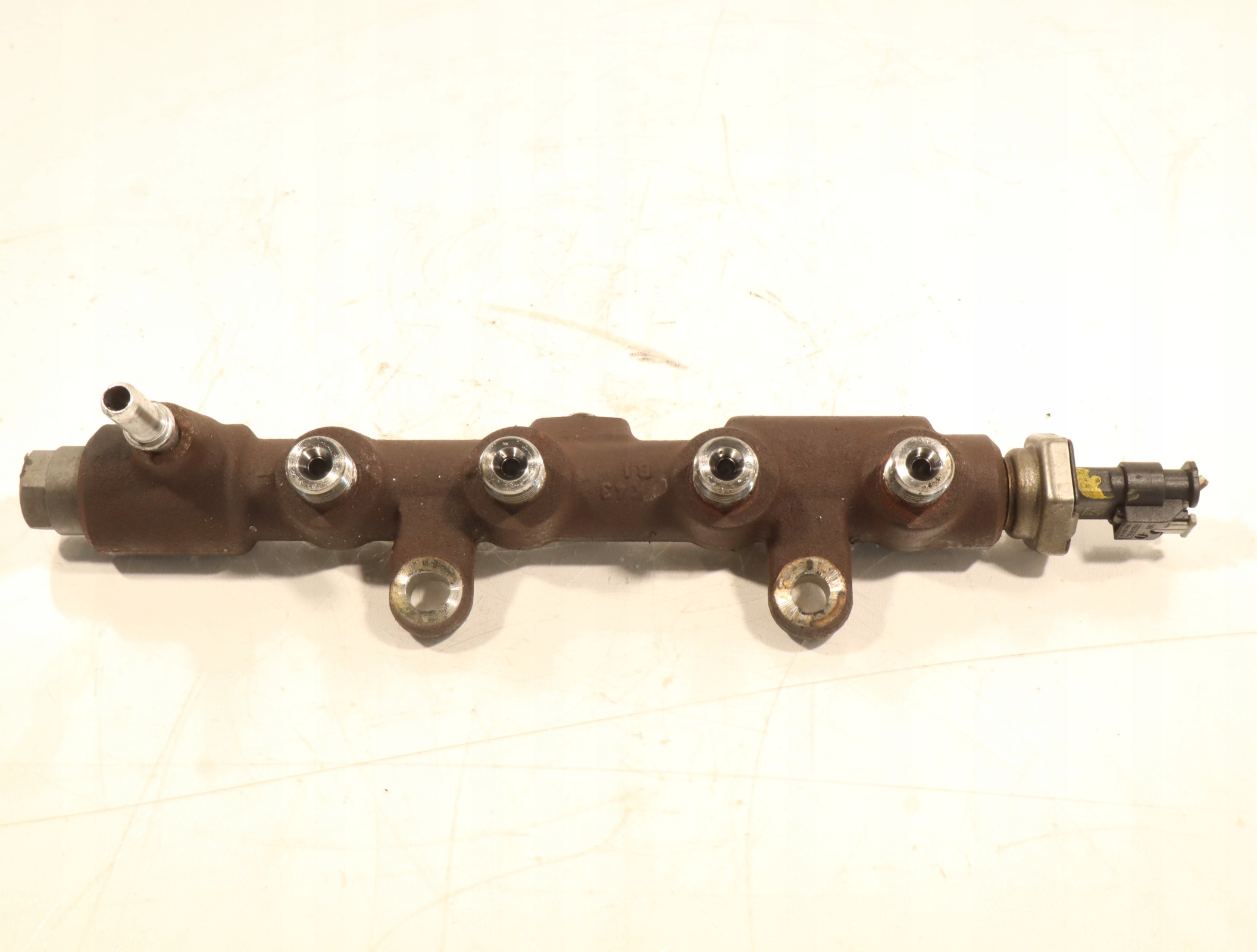 OEM 9821399680 Rail d'injection pour Citroën Berlingo image 2