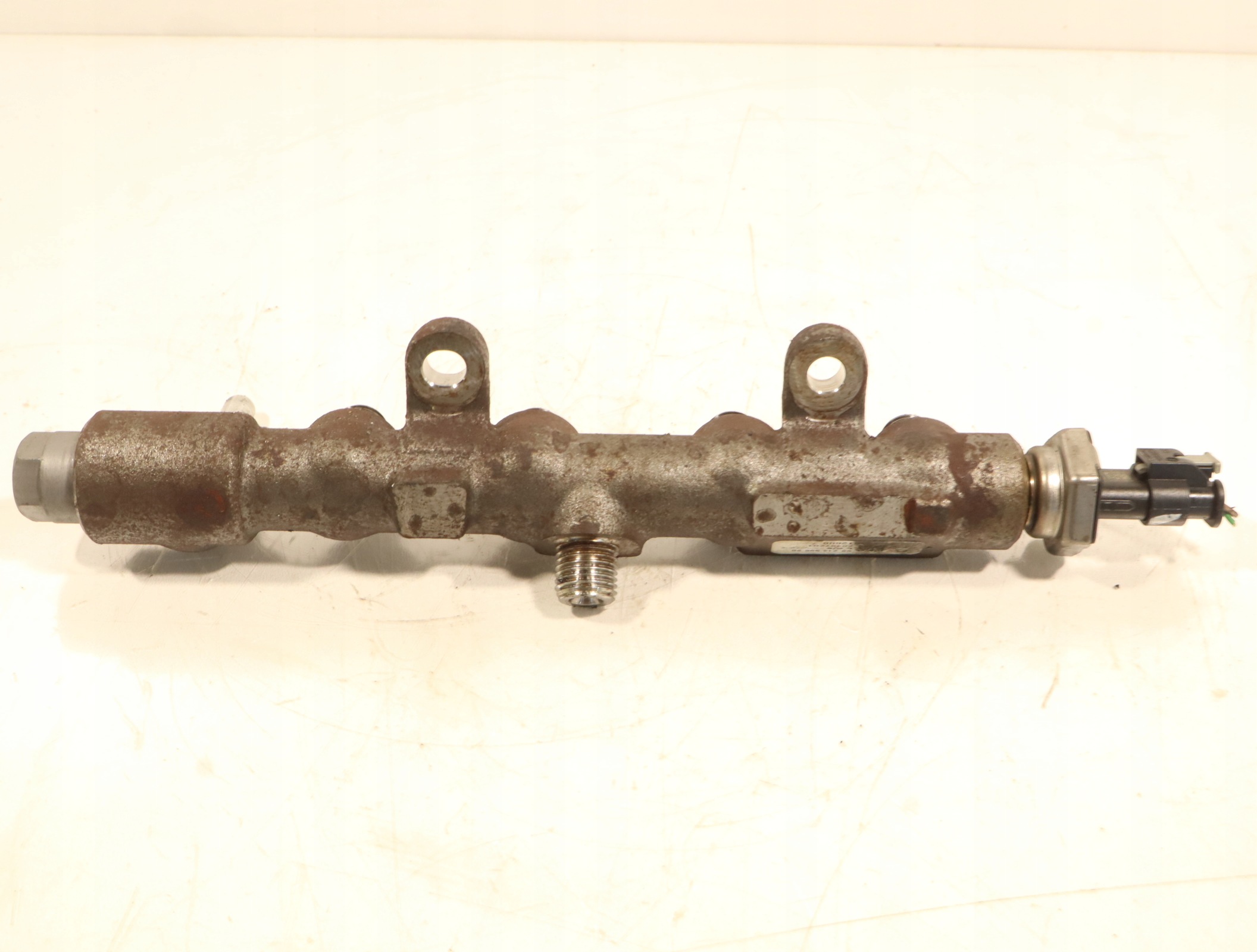OEM 9821399680 Rail d'injection pour Citroën Berlingo image 4