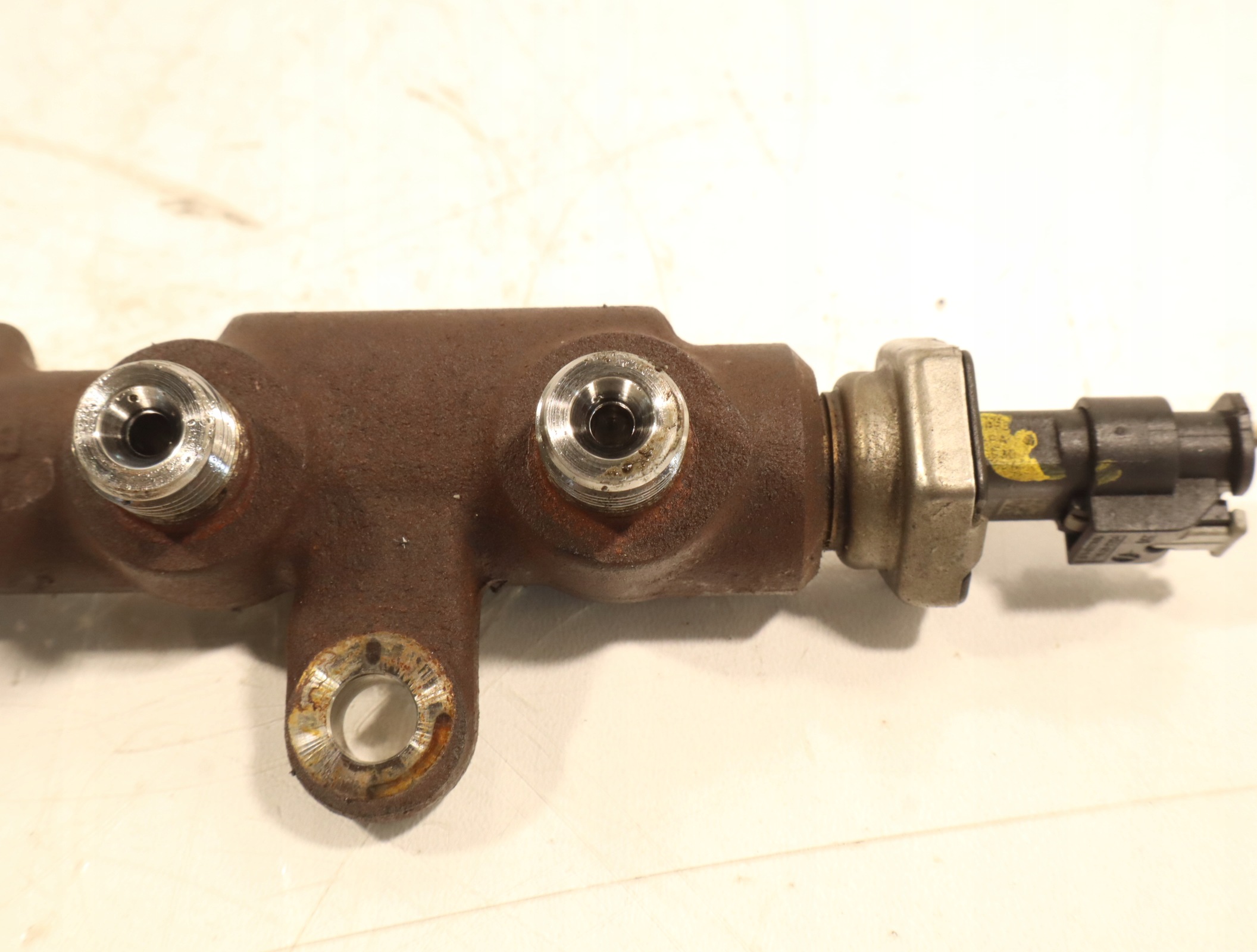 OEM 9821399680 Rail d'injection pour Citroën Berlingo image 6