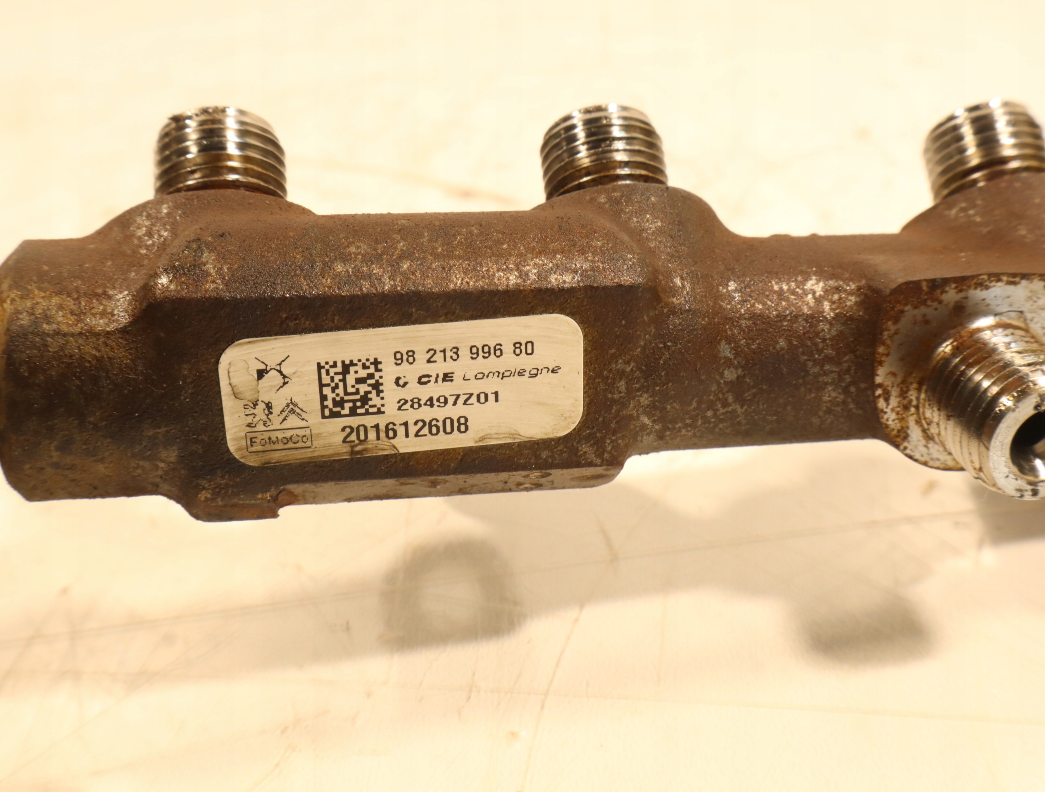 OEM 9821399680 Rail d'injection pour Citroën Berlingo image 7