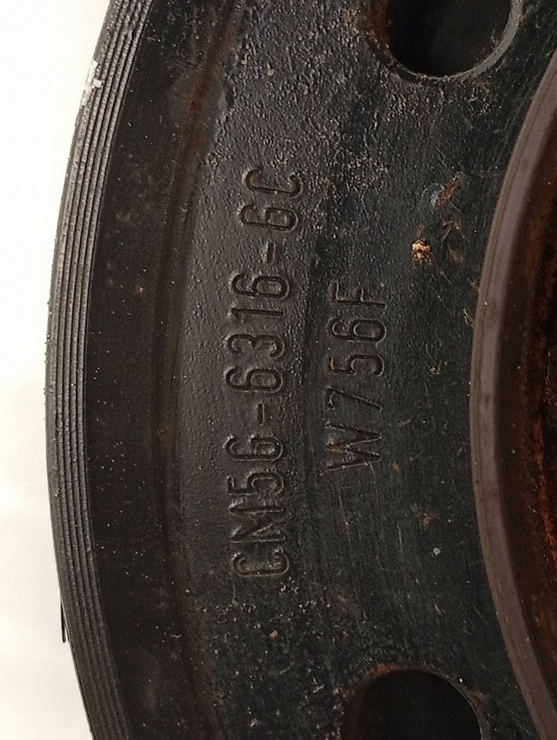 Polea de correa Ford OE CM5G-6316-GC usada image 5