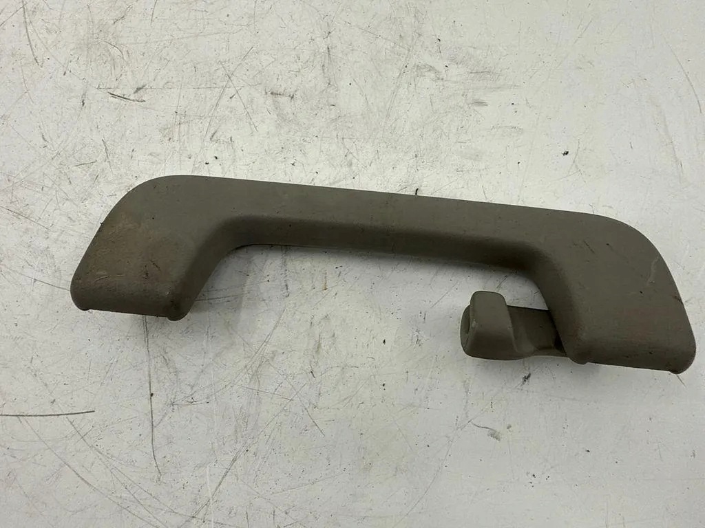 Takaote Audi A4 B6 OEM 8E0857607A image 2