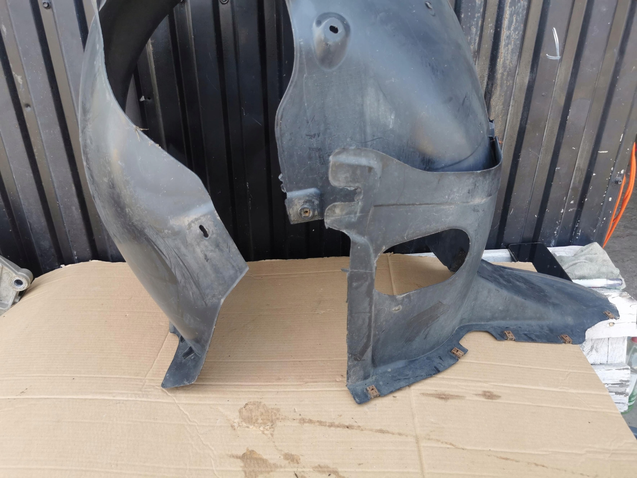 Para-lama dianteiro esquerdo VW Golf Mk5 OEM 1K0805977B image 3