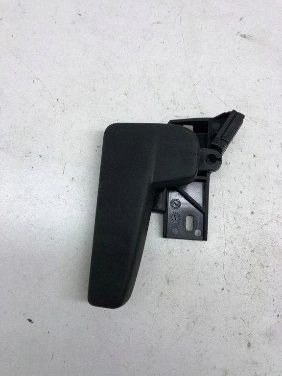 Câble de déverrouillage capot OEM 6R1823533 Audi A3 8V image 2