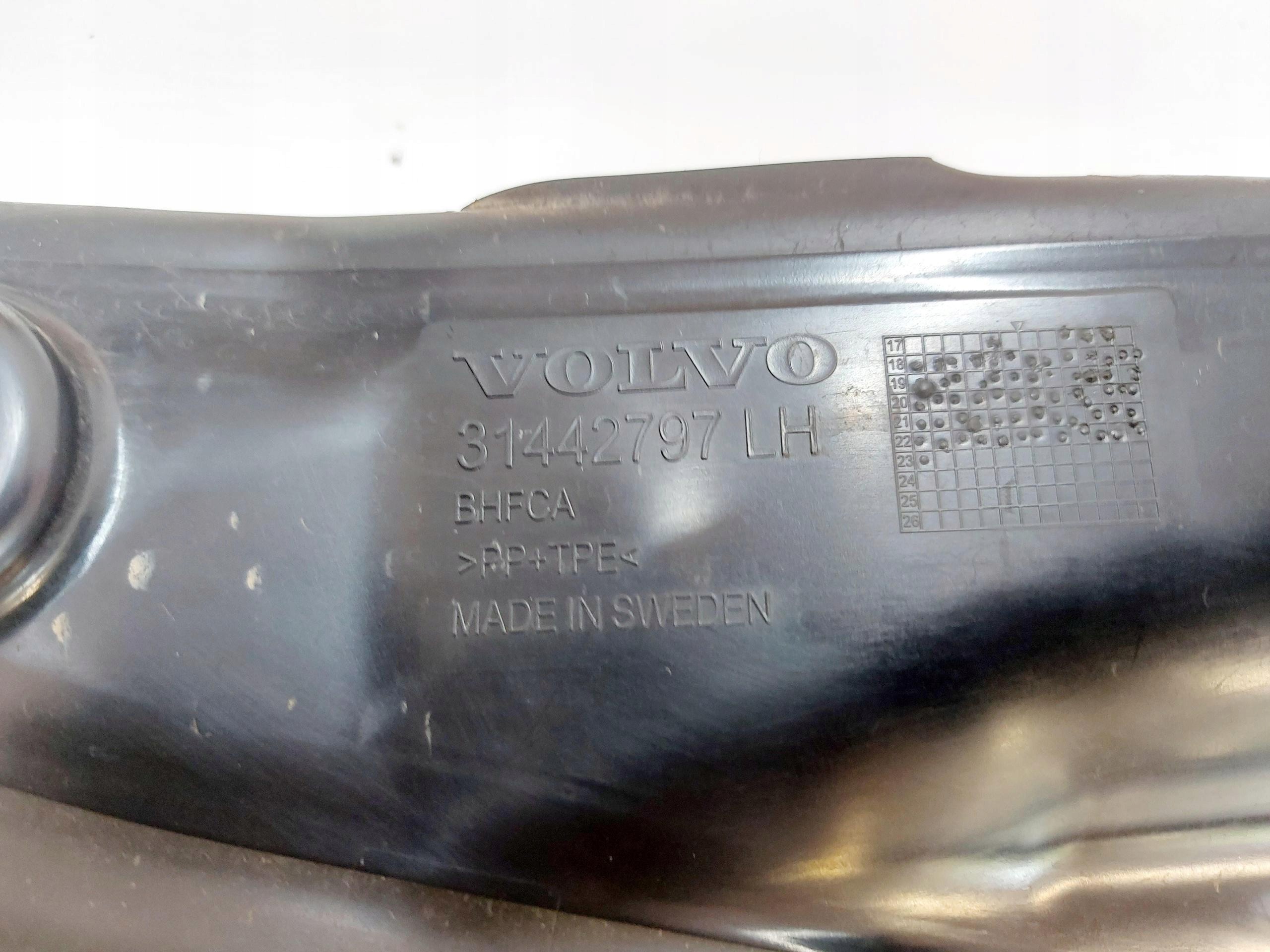 Garniture d'aile Volvo XC40 OEM 31442797 - Occasion image 4