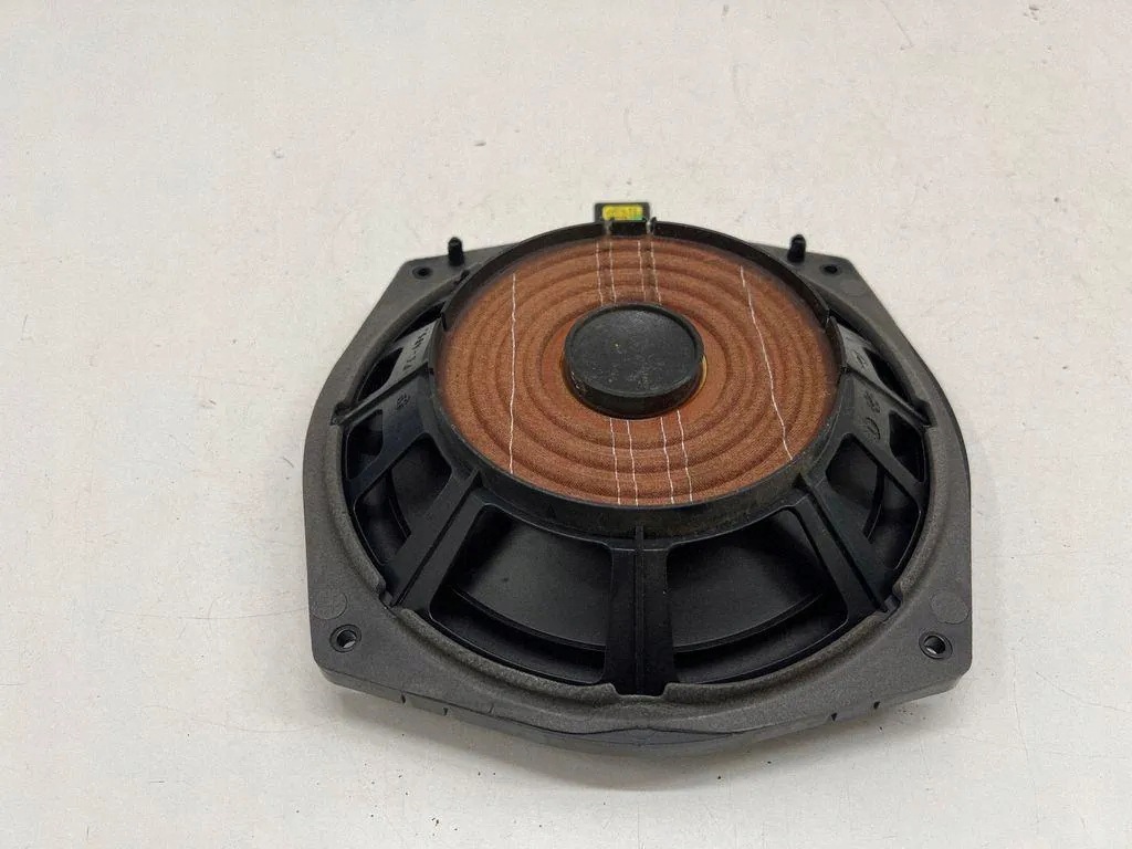 Land Roverin ovenkaiutin OEM DPLA-18808-DB Käytetty