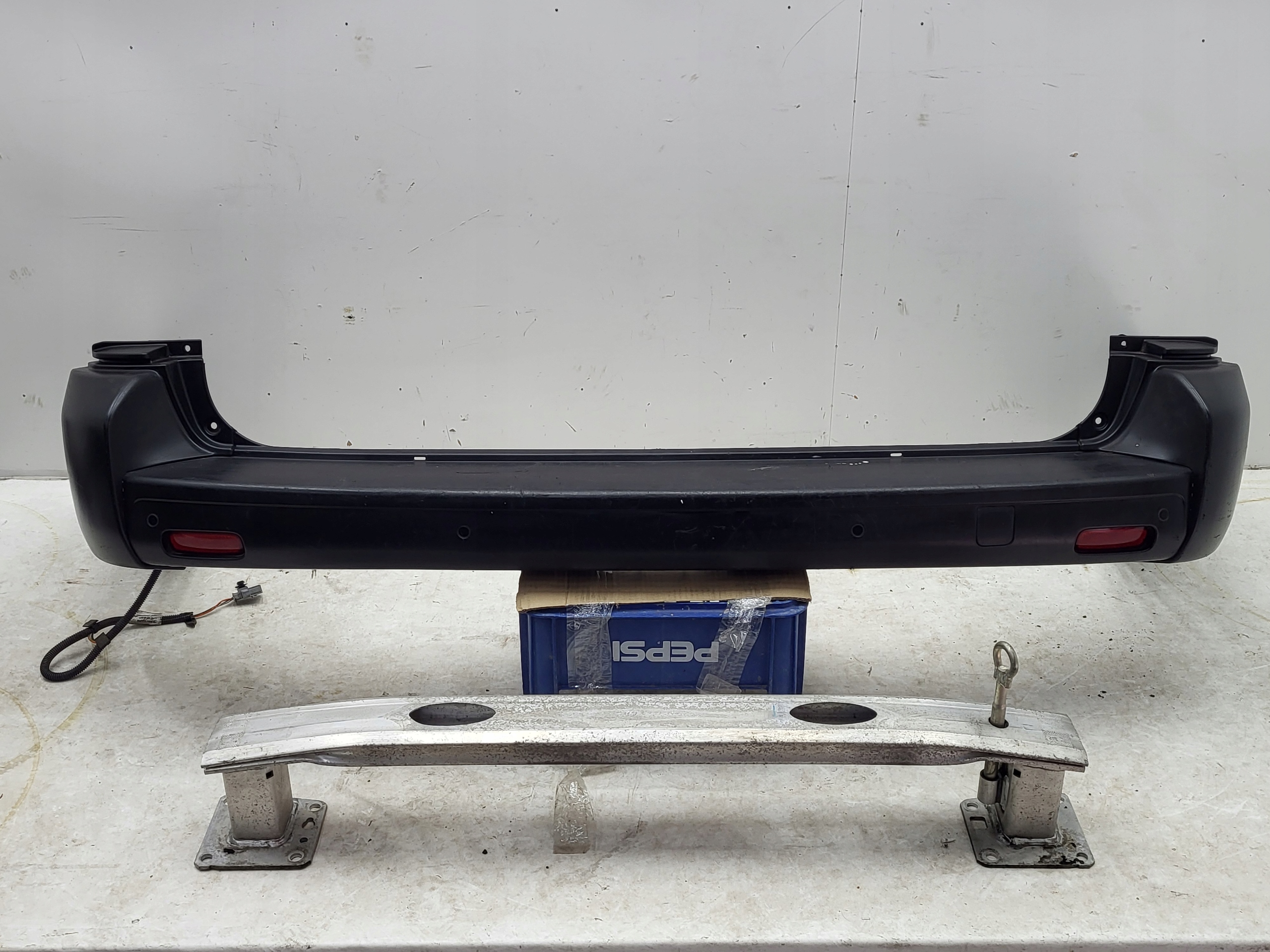Barra reforço para-choques traseiro OEM 9808286980 image 2