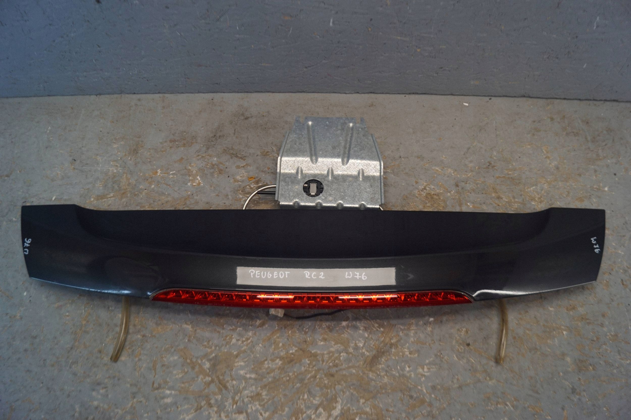 OEM YM17445580 Heckflügel für Peugeot RCZ 1.6 THP image 2