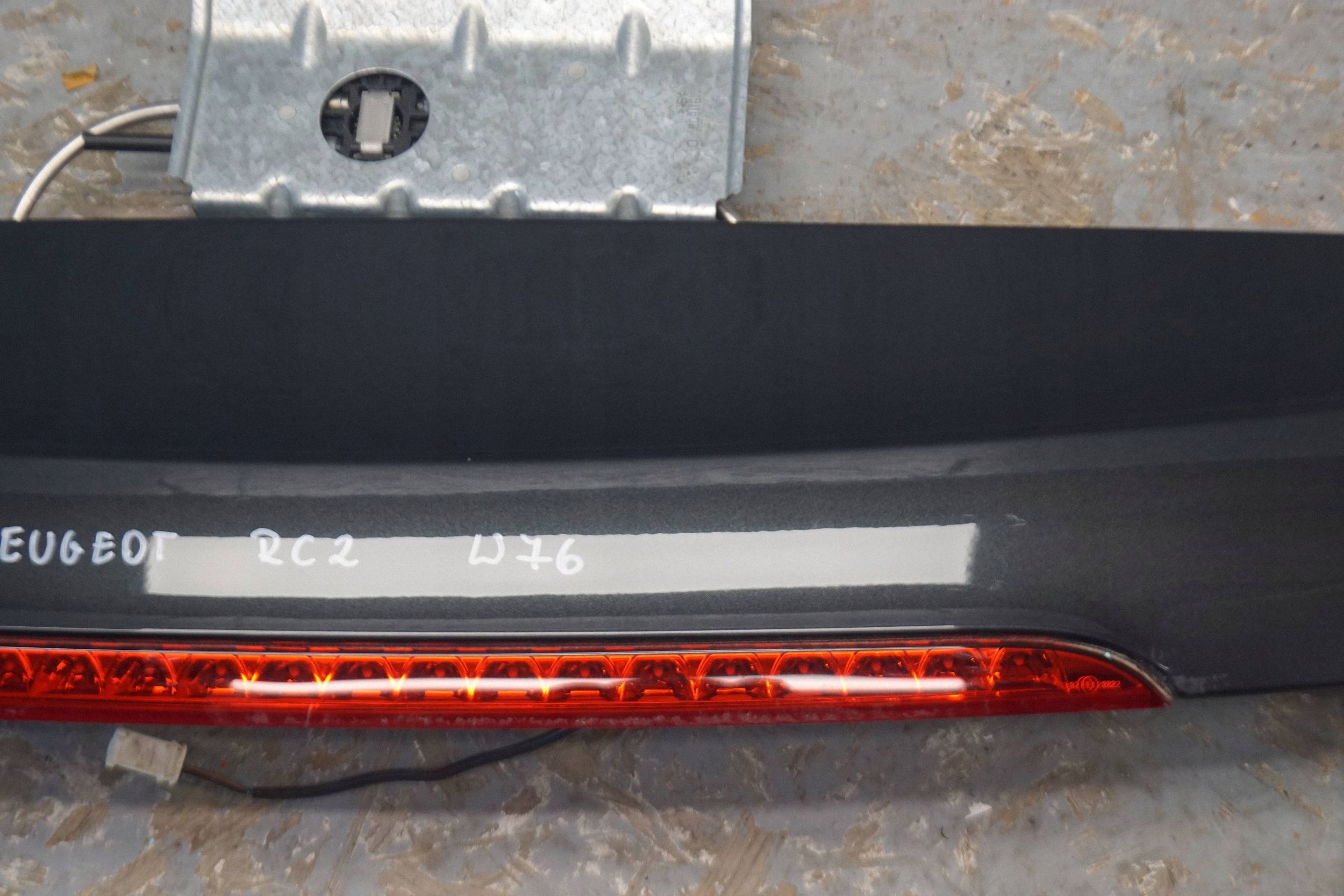 OEM YM17445580 Heckflügel für Peugeot RCZ 1.6 THP image 4