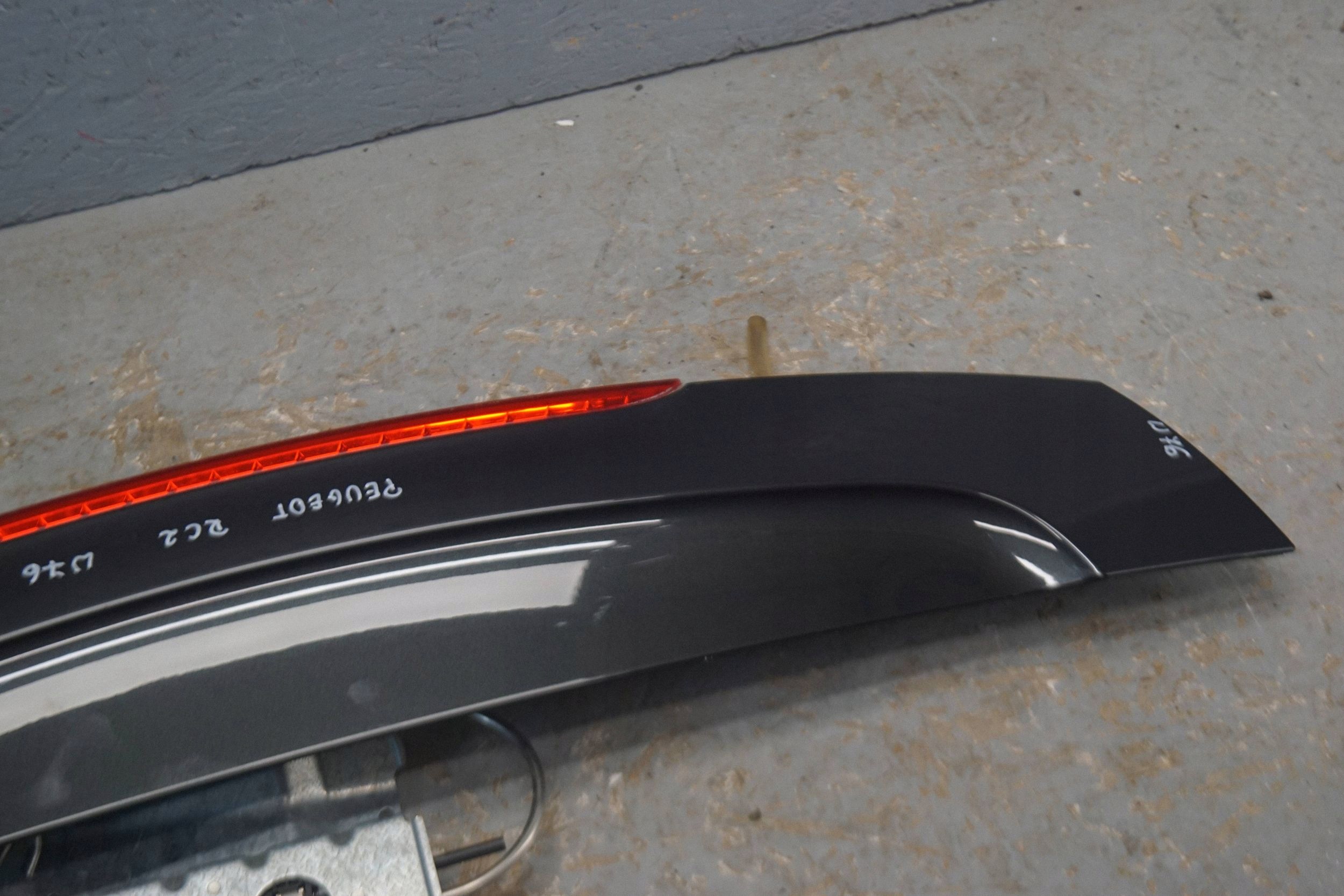 OEM YM17445580 Heckflügel für Peugeot RCZ 1.6 THP image 9
