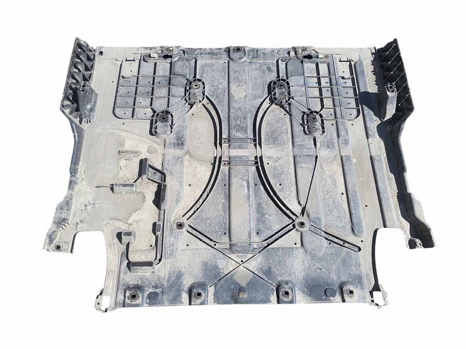 OEM 9826551980 Underrede Skydd Citroen E-C4/C4 III image 4