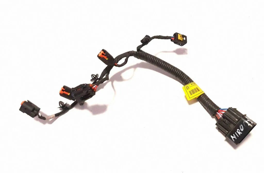 Conector inyector Hyundai Kona 2019 OEM 9162130016 image 2
