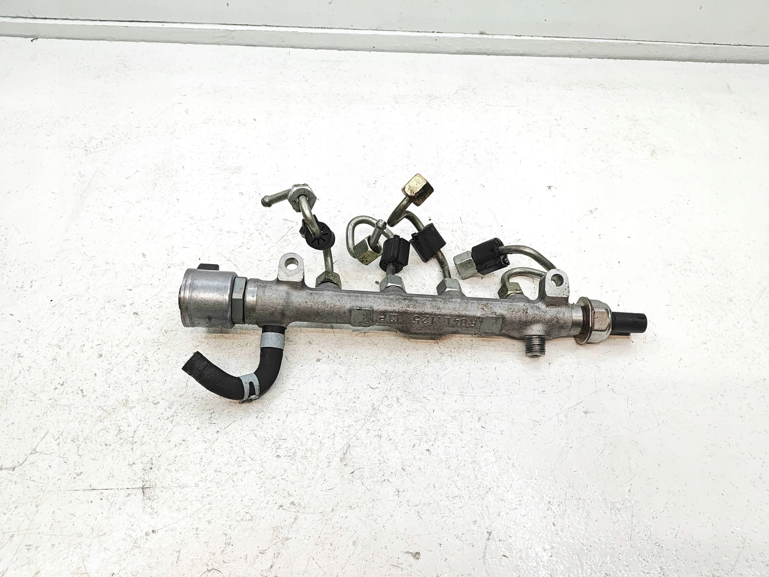 Brandstofverdeler OEM 04L089H voor Volkswagen Passat