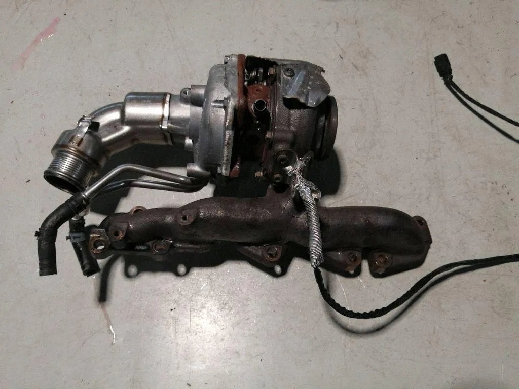 Turbocompressor OEM 04L253124 para VW Passat B8 2.0 TDI image 2