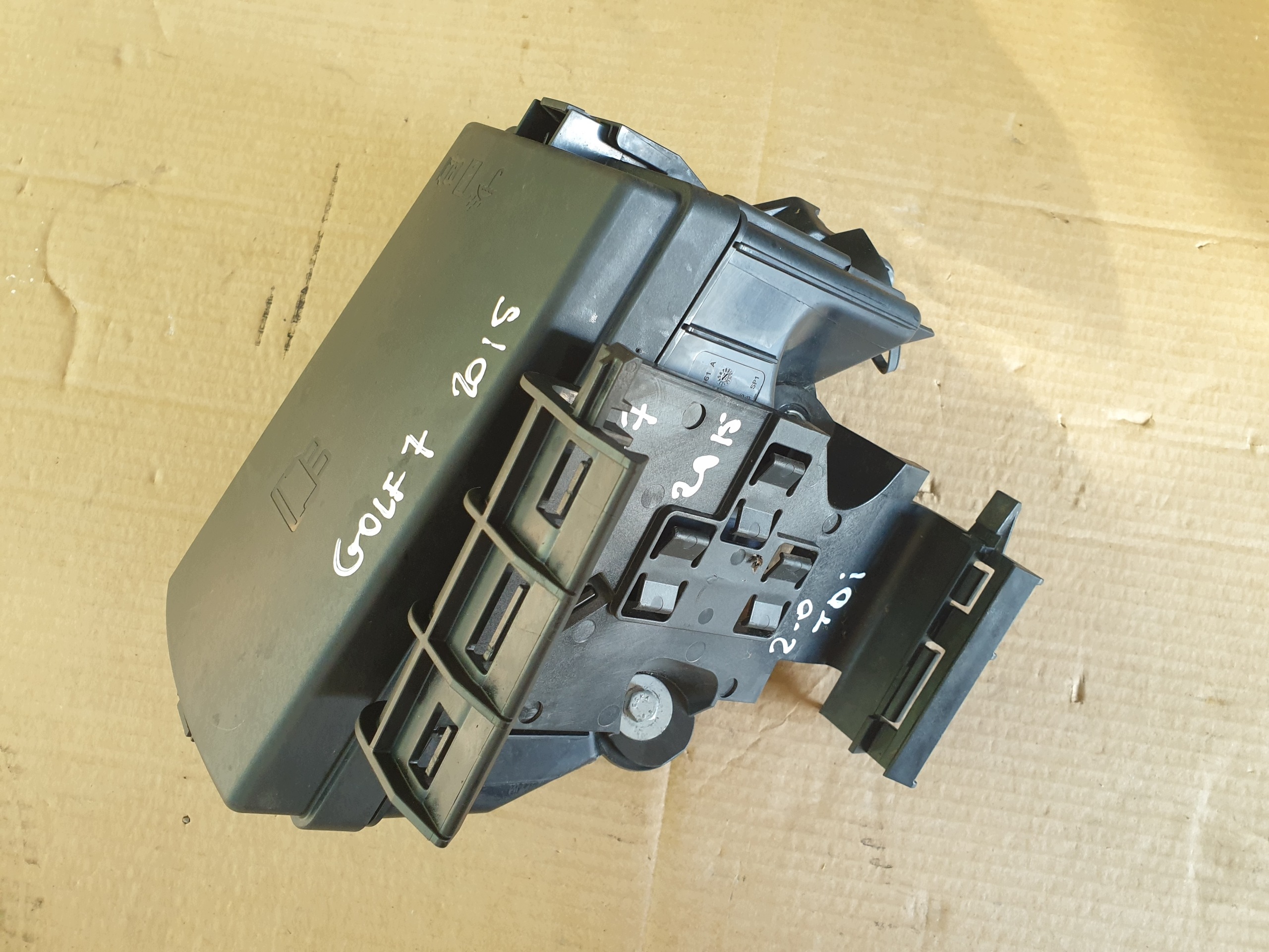 Caixa de Fusíveis BSI OEM 5Q0907361A Usado - Leon III image 2