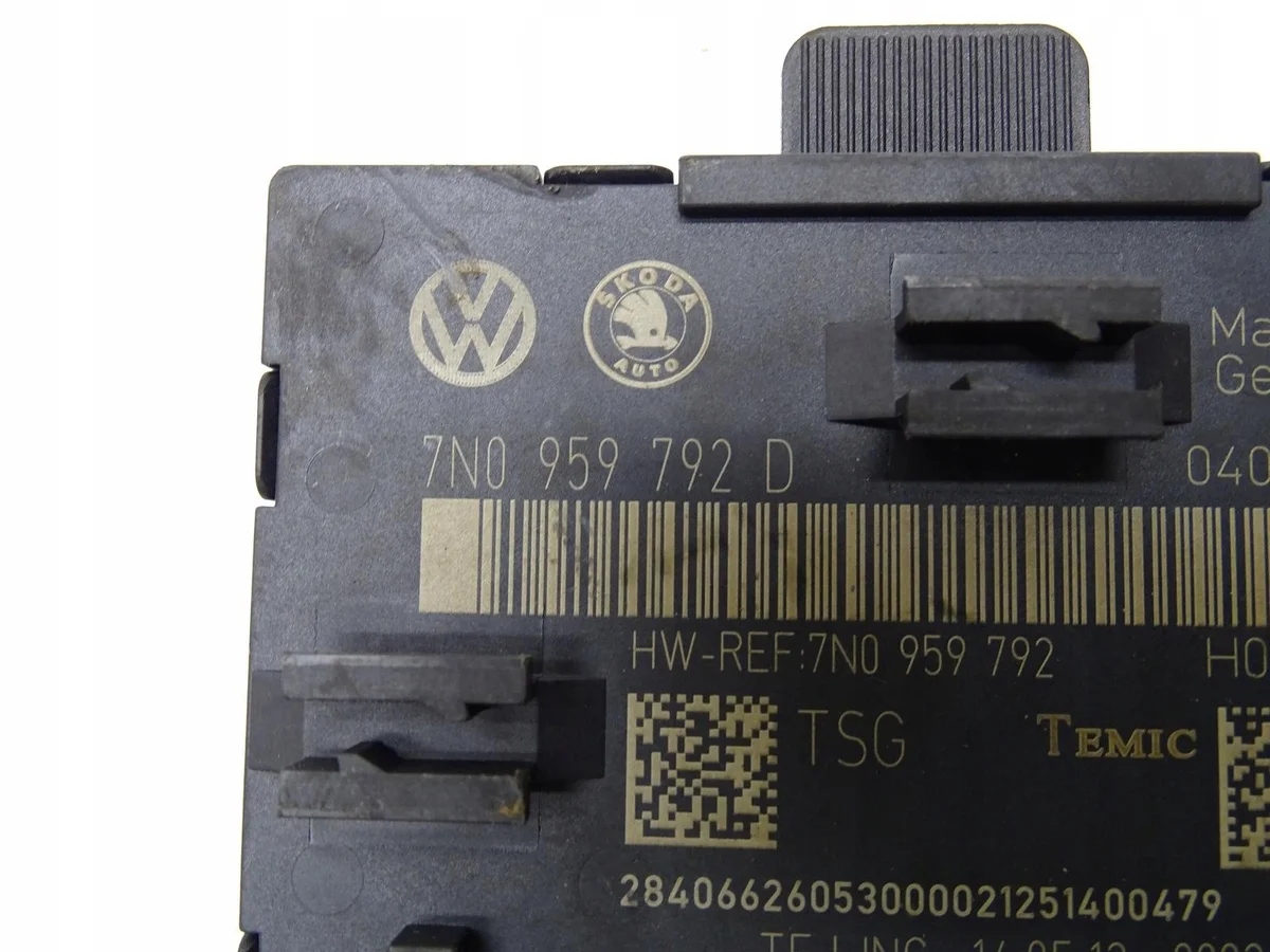 Module de porte 7N0959792D Skoda Yeti image 8