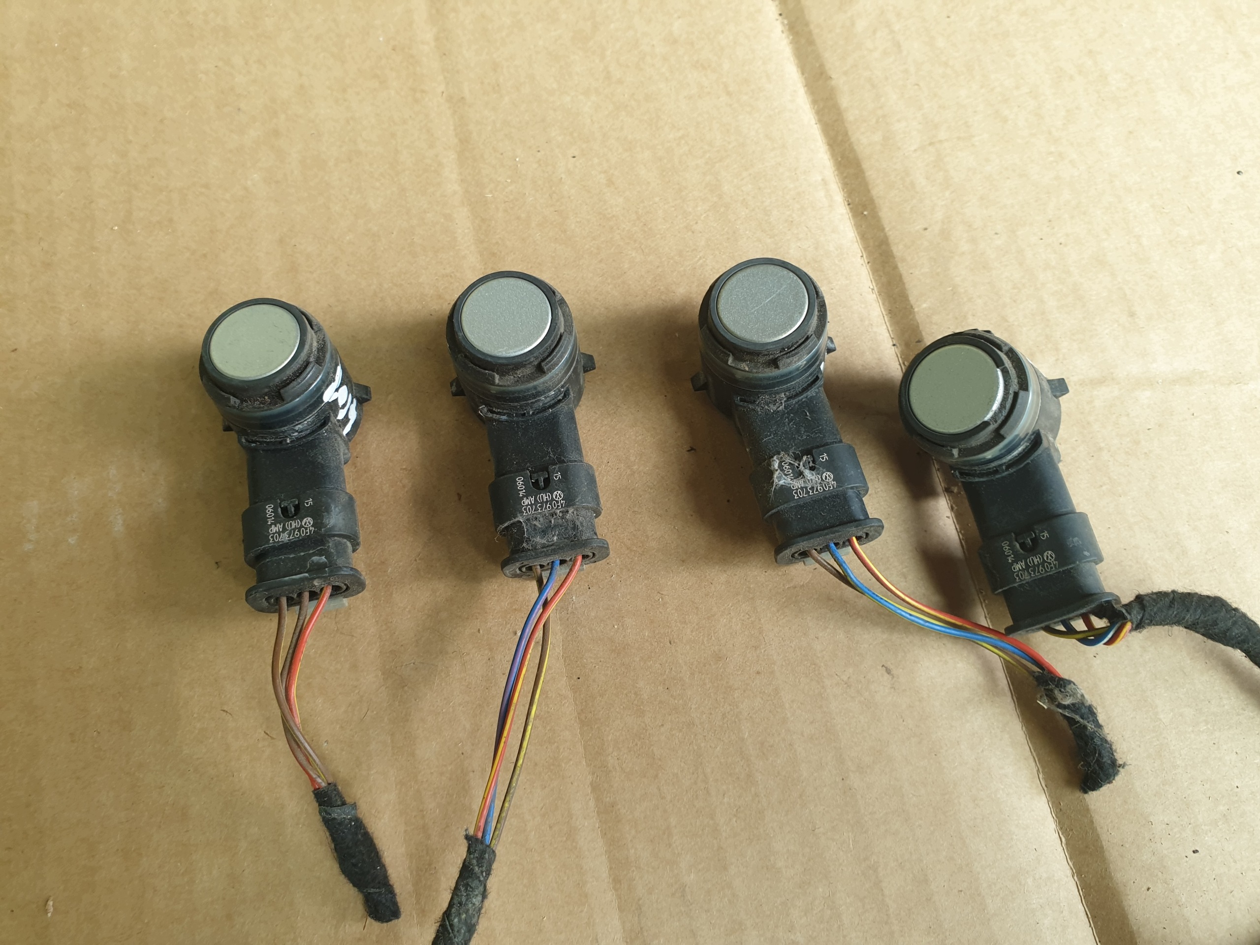 OEM 5Q0919275 B Pysäköintianturi VW Passat B8:lle