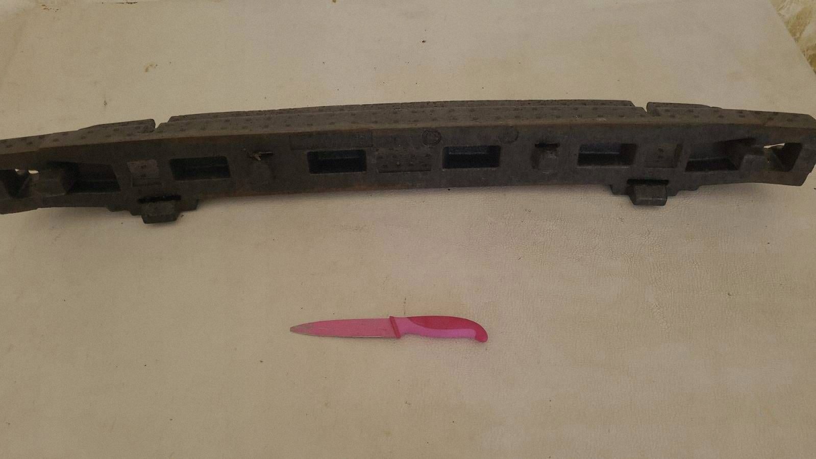 Skoda Karoq etupuskurin absorboija OEM 57A807248C