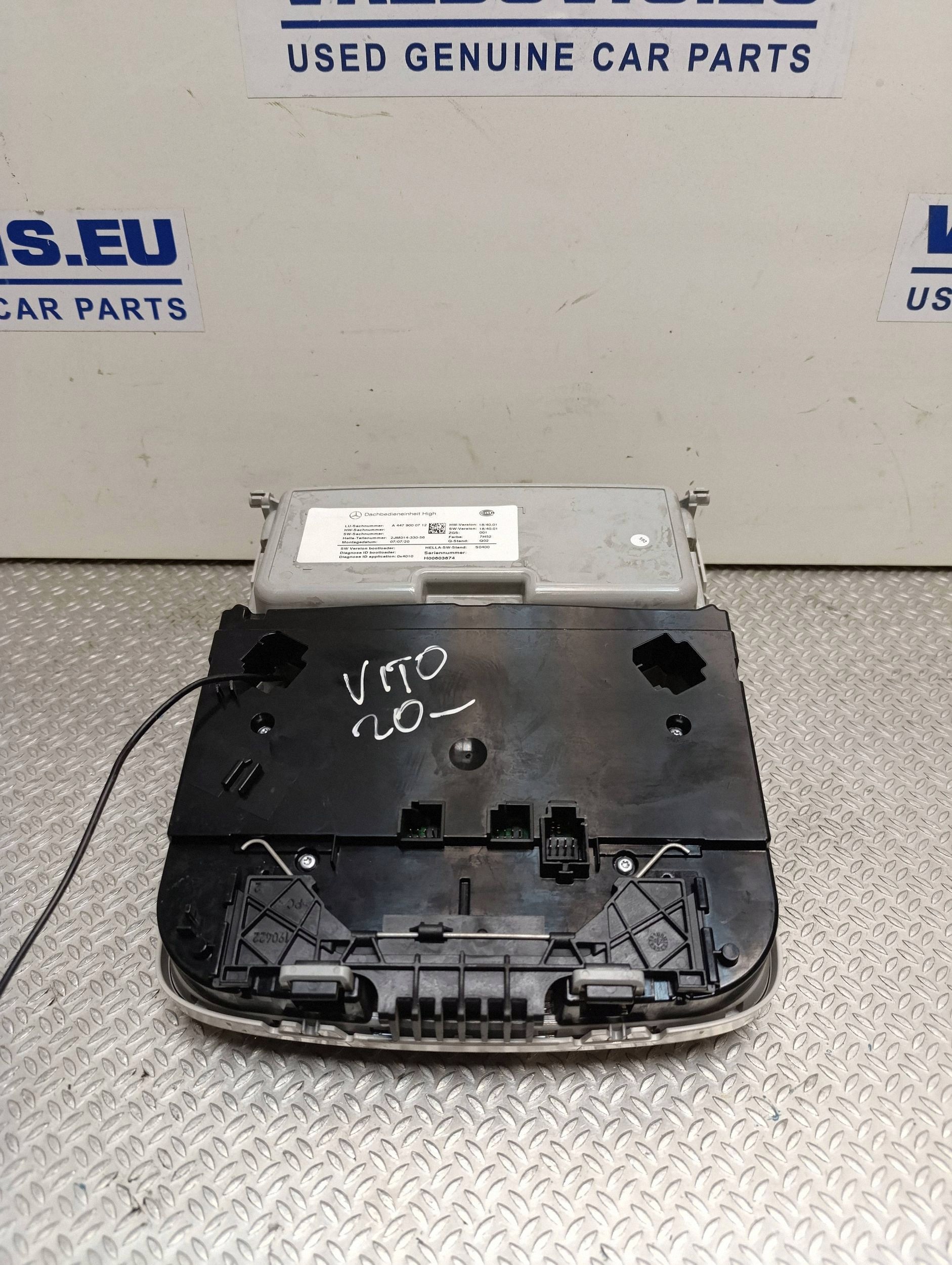 Luz Cabine Mercedes VITO W447 OEM A4479000712 image 4
