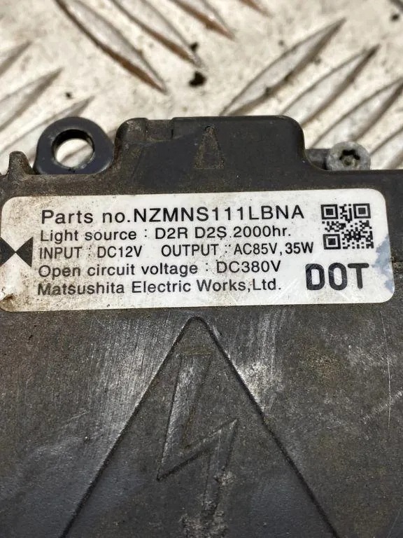 Conversor Nissan OE NZMNS111LBNA - Usado image 3