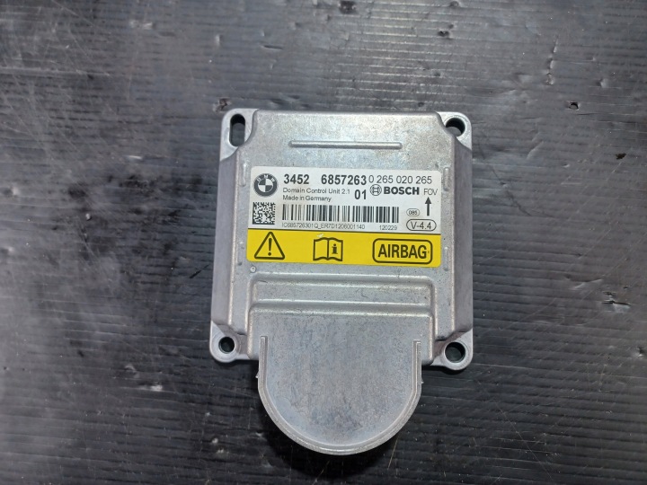 BMW F10 F11 MODUULI SENSOR AIRBAG 6857263