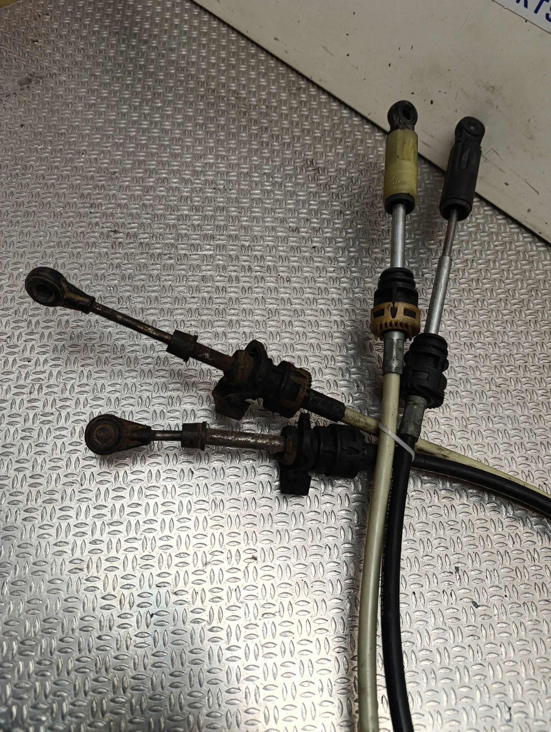 Ligação de Mudanças Mercedes-Benz OEM A9062600251 - Usado image 3