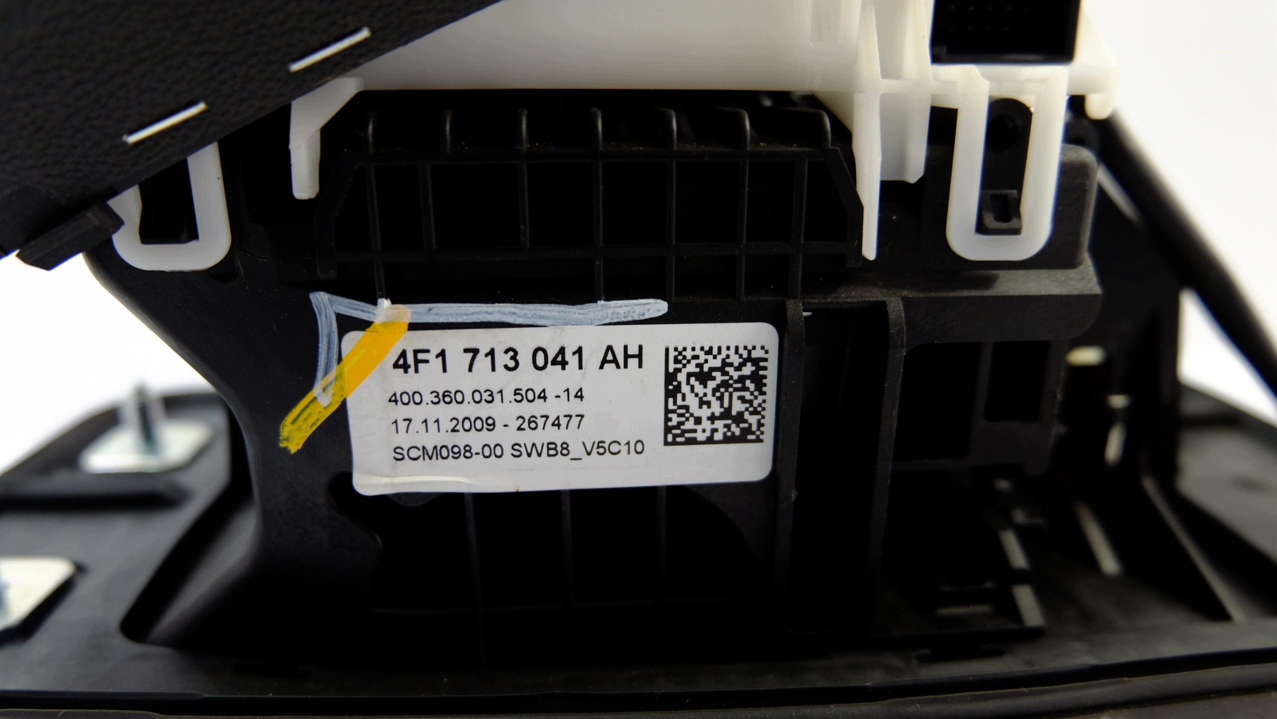 Käytetty Audi OE vaihdevipu OEM 4F1713041AH image 5