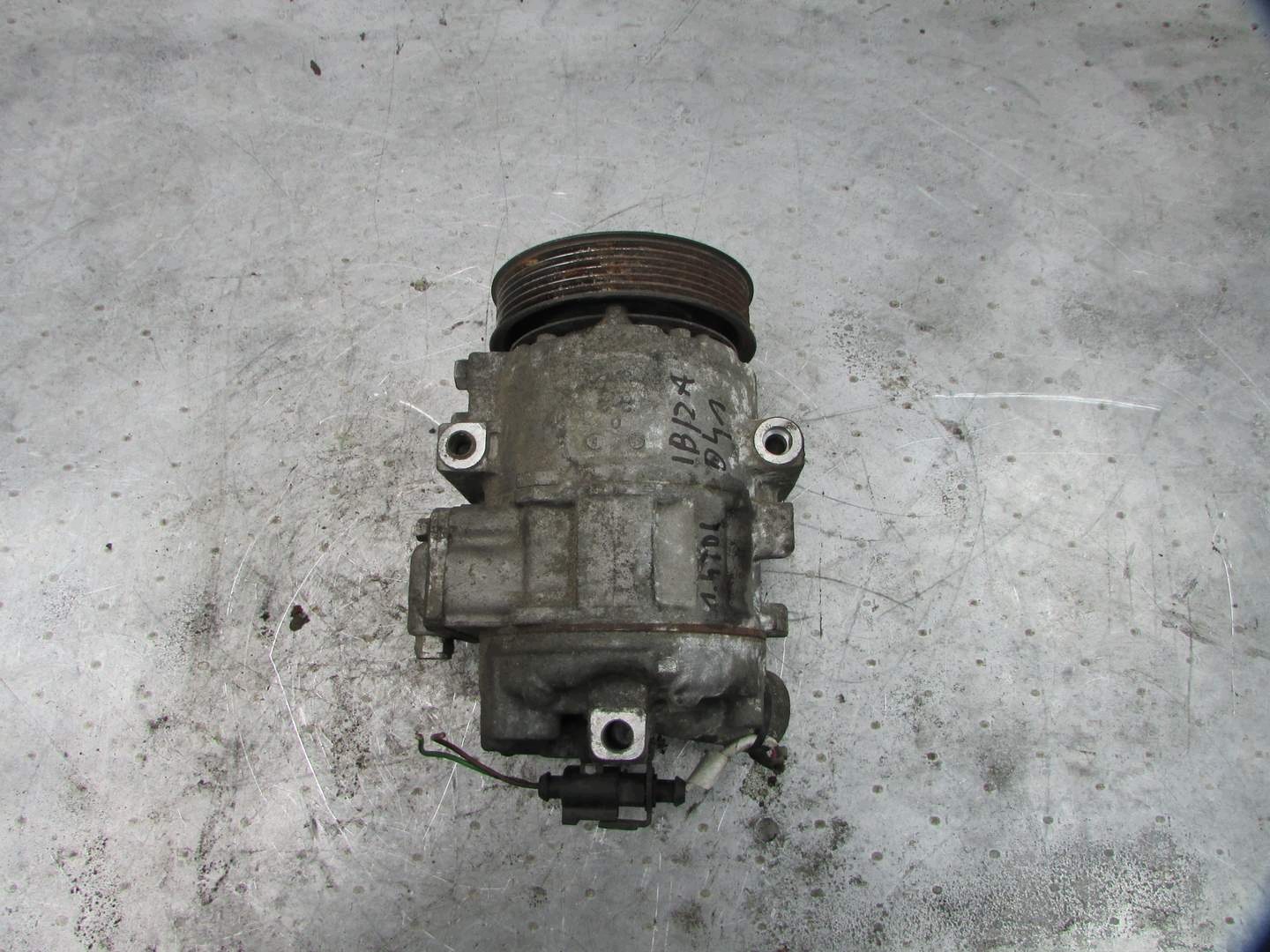 Compressor AC OEM 6Q0820803D para VW Polo 9N image 5