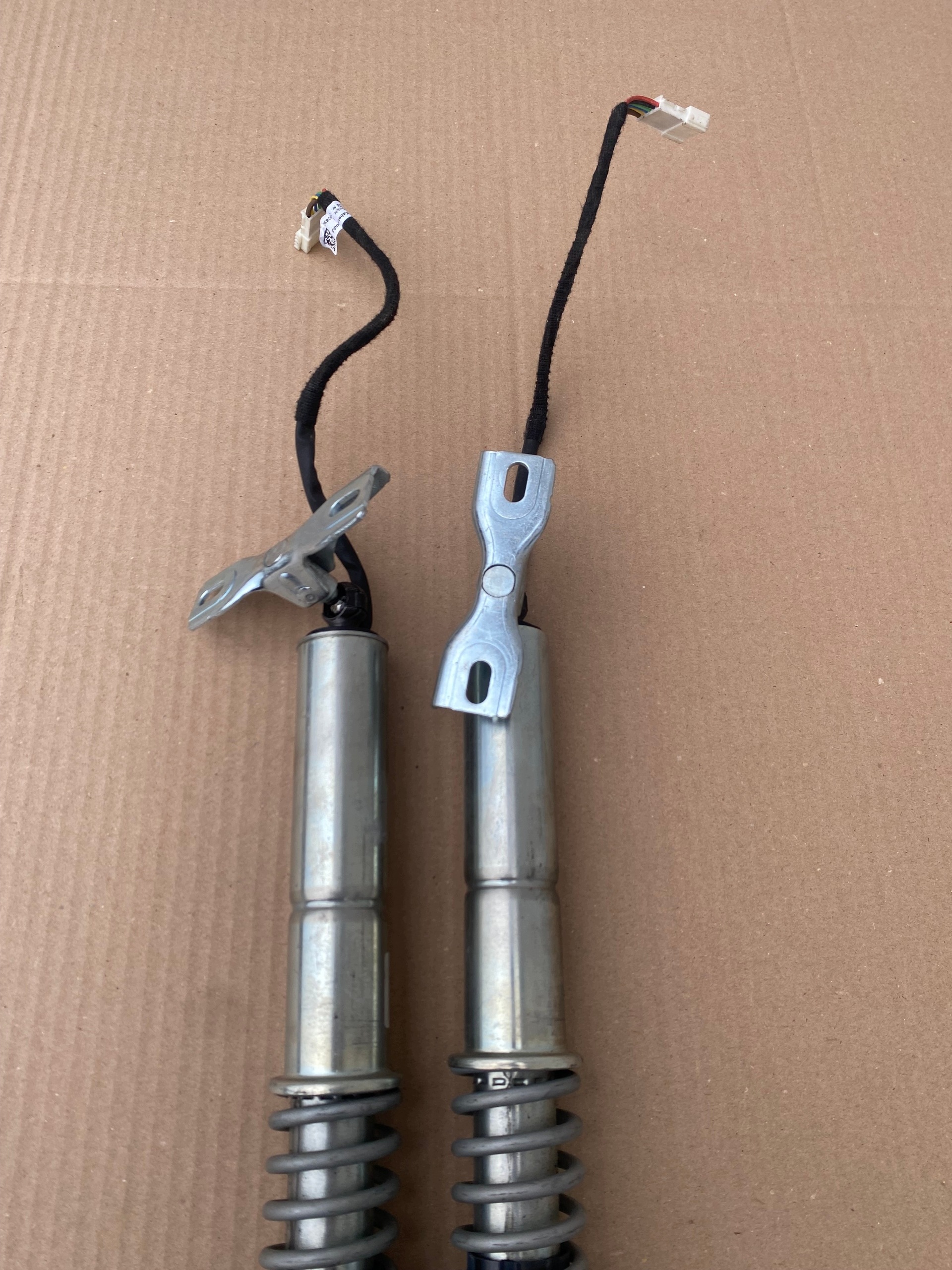 BMW OE 7207015 Kofferbakklepactuator - Gebruikt